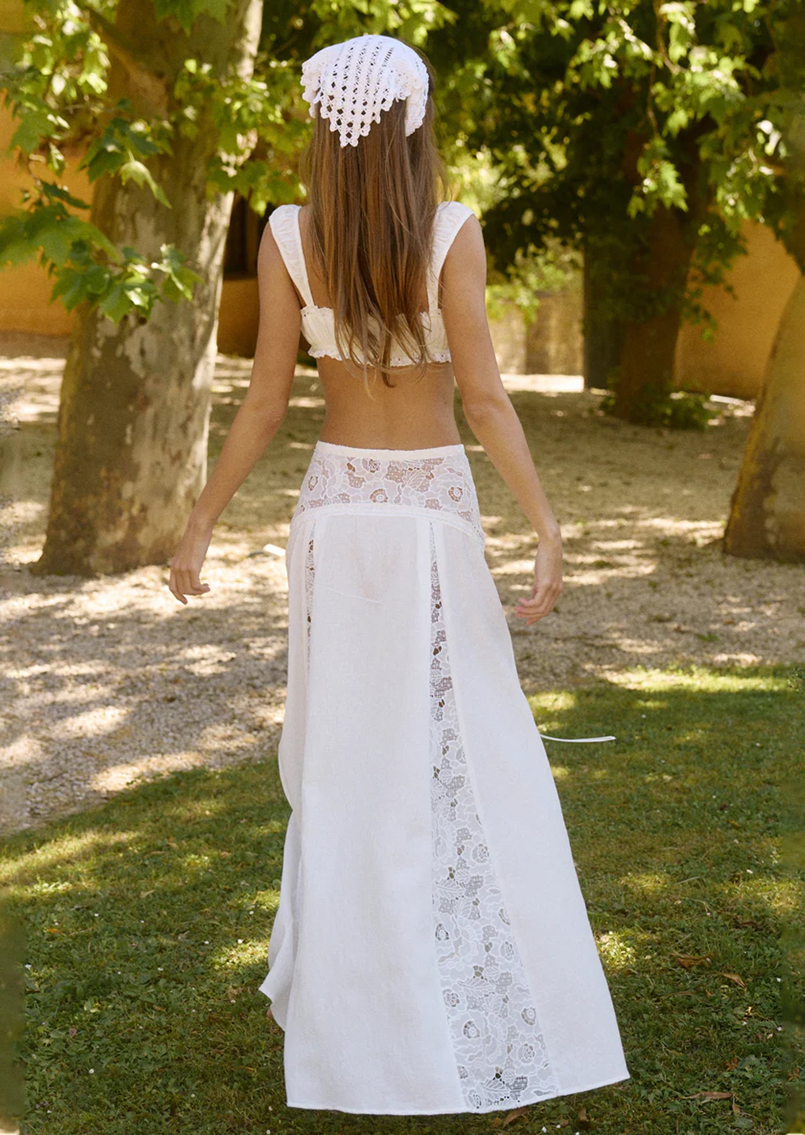 Jolie Bandeau Style Top & Maxi Skirt Set In White