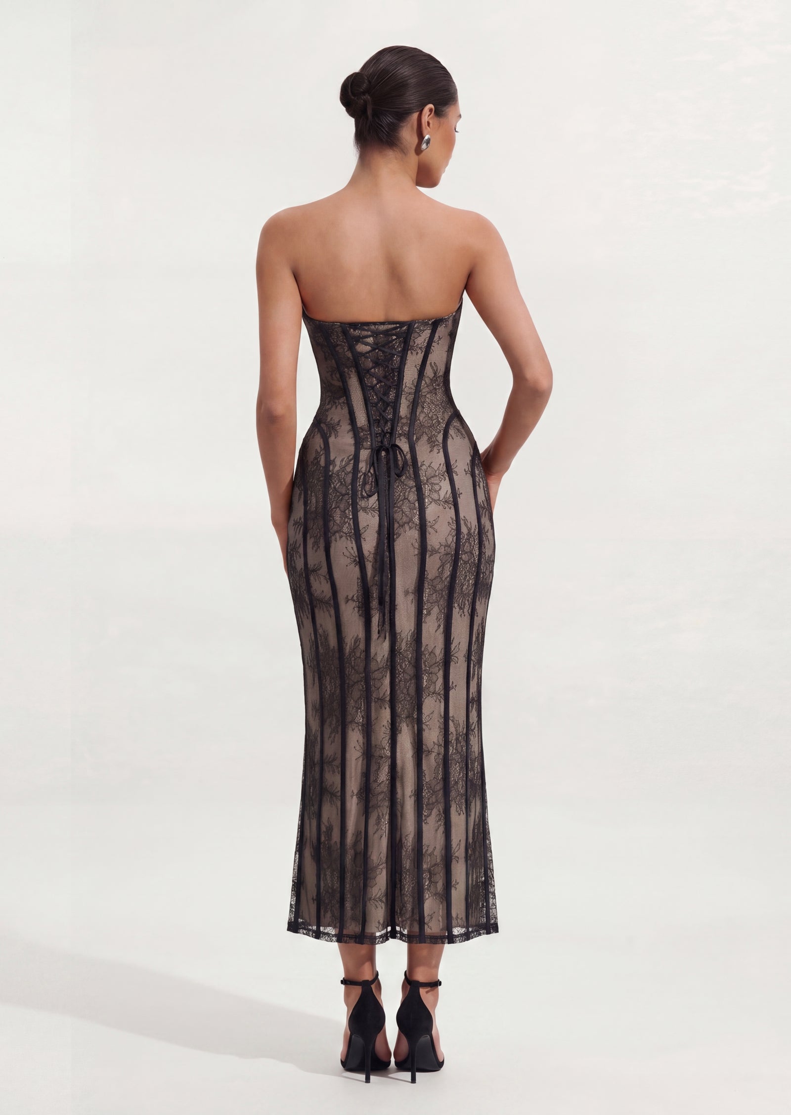 Sian Maxi Dress In Black Floral Lace