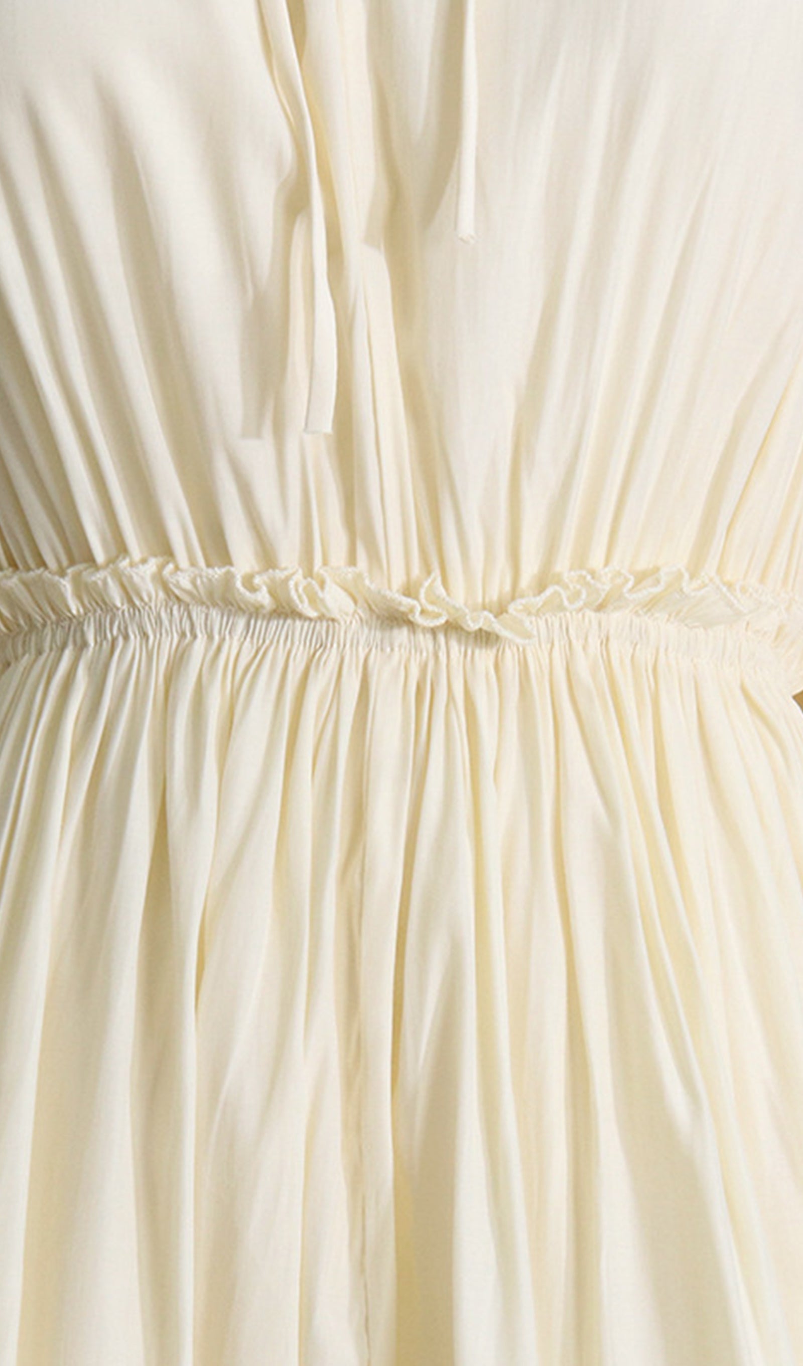 Cape Sleeve Pleated Baggy Midi Dress