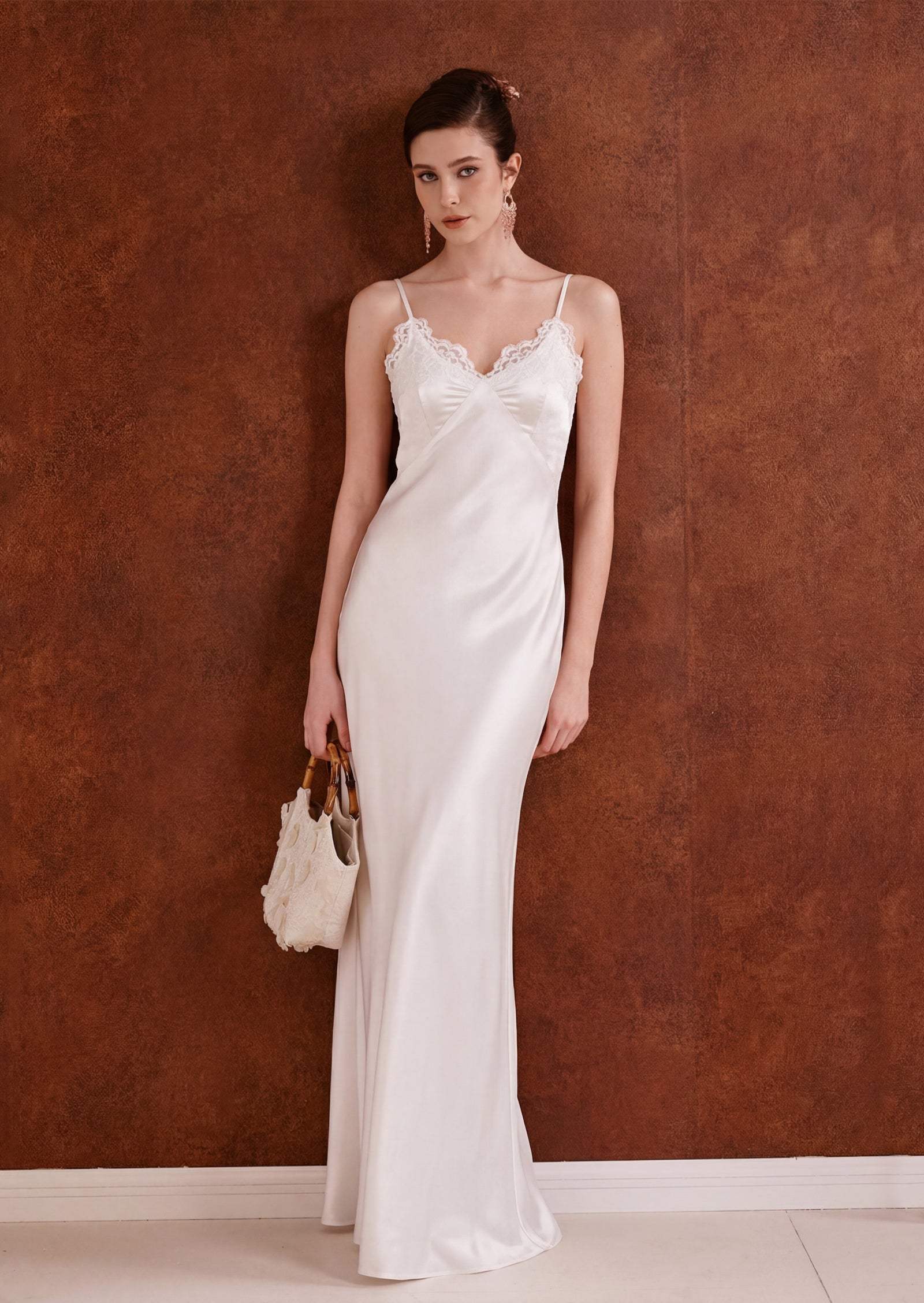 Midikleid in A-Linie mit Blumenmuster und Laternenärmeln