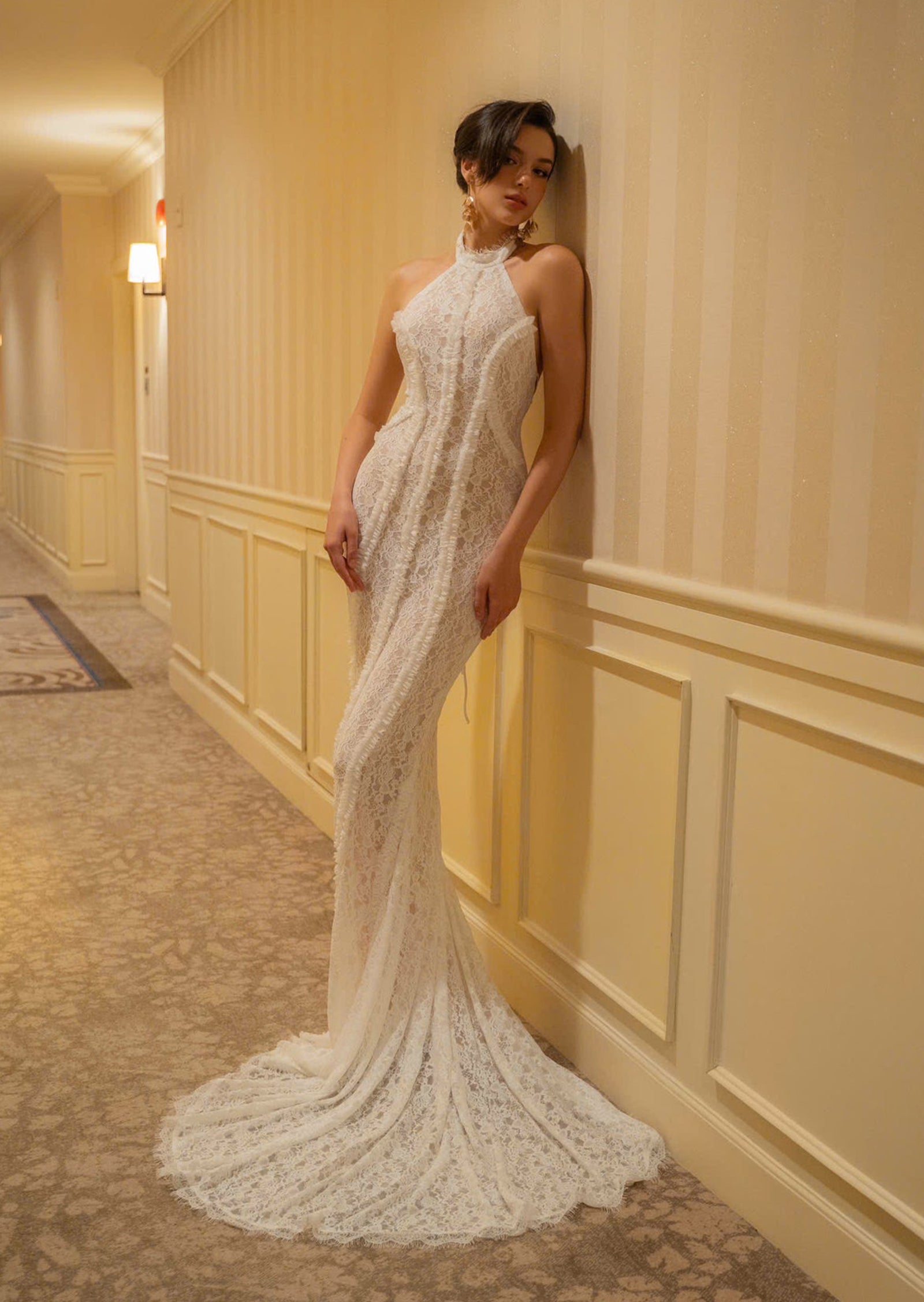 Midikleid in A-Linie mit Blumenmuster und Laternenärmeln