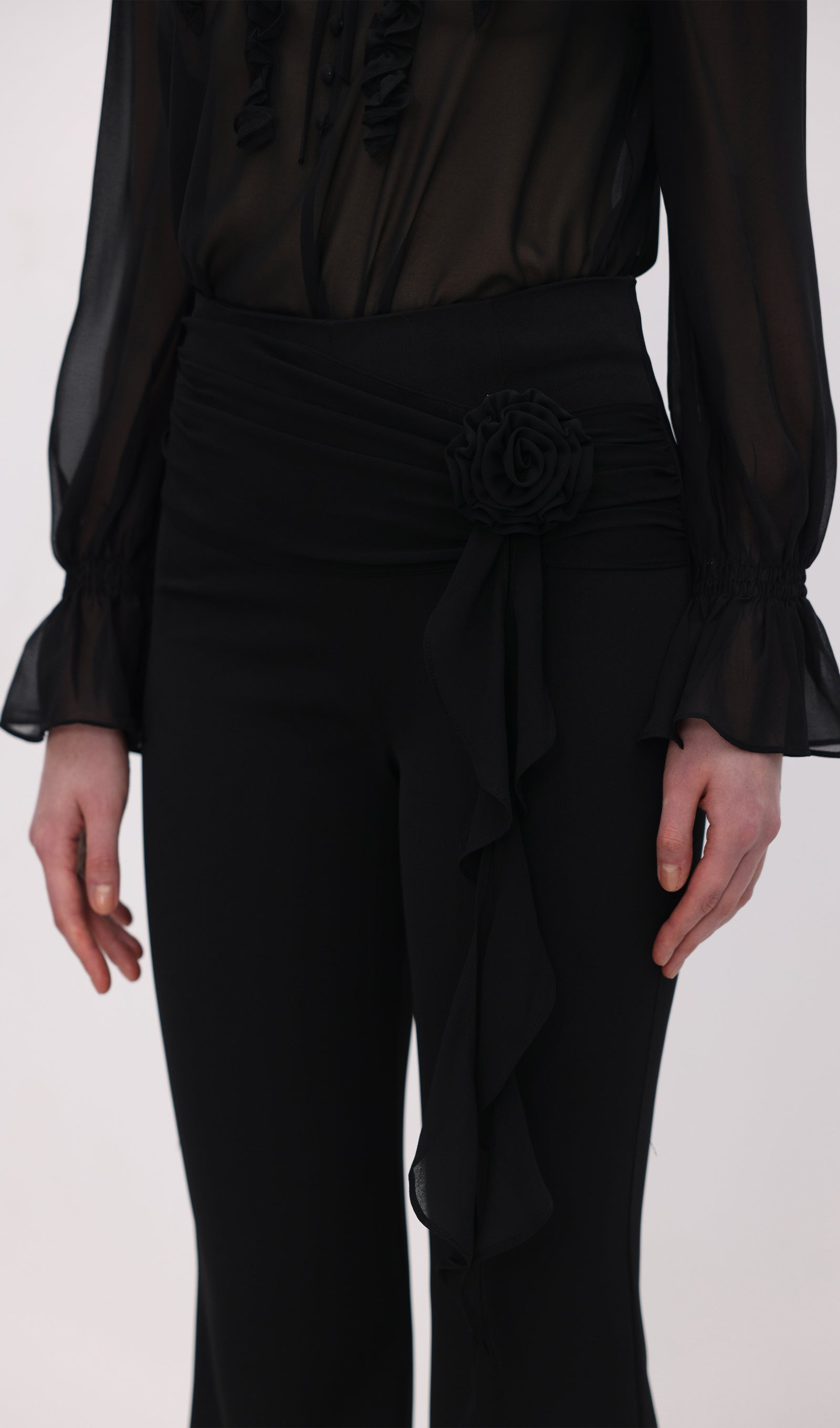 Florwer Detail High Waist Flared Trousers