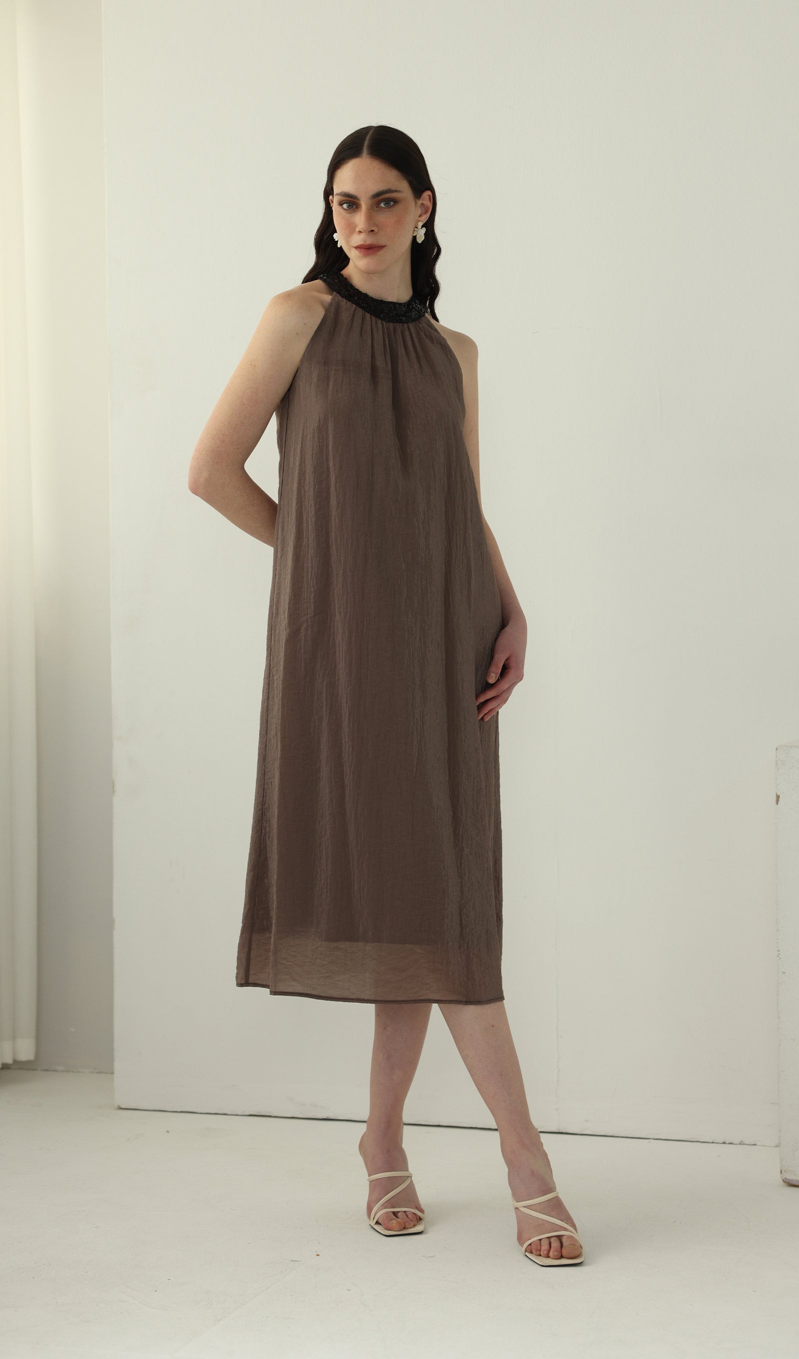Midikleid in A-Linie mit Blumenmuster und Laternenärmeln