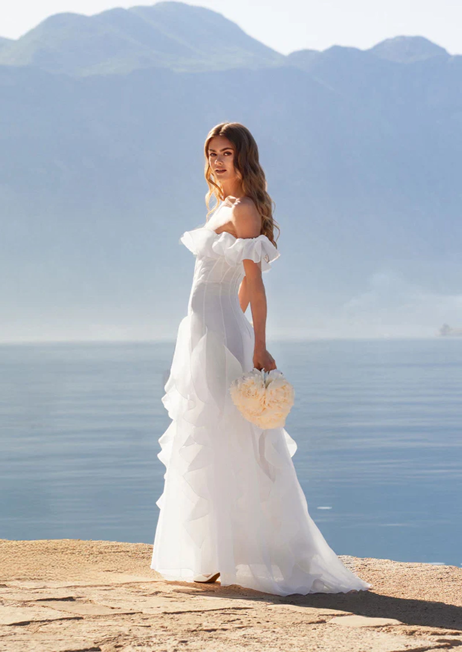 Midikleid in A-Linie mit Blumenmuster und Laternenärmeln