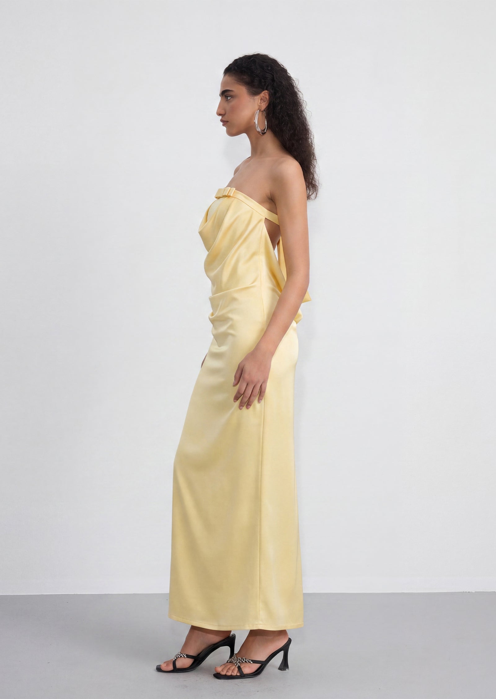 Tutti Off Shoulder Maxi Dress In Yellow