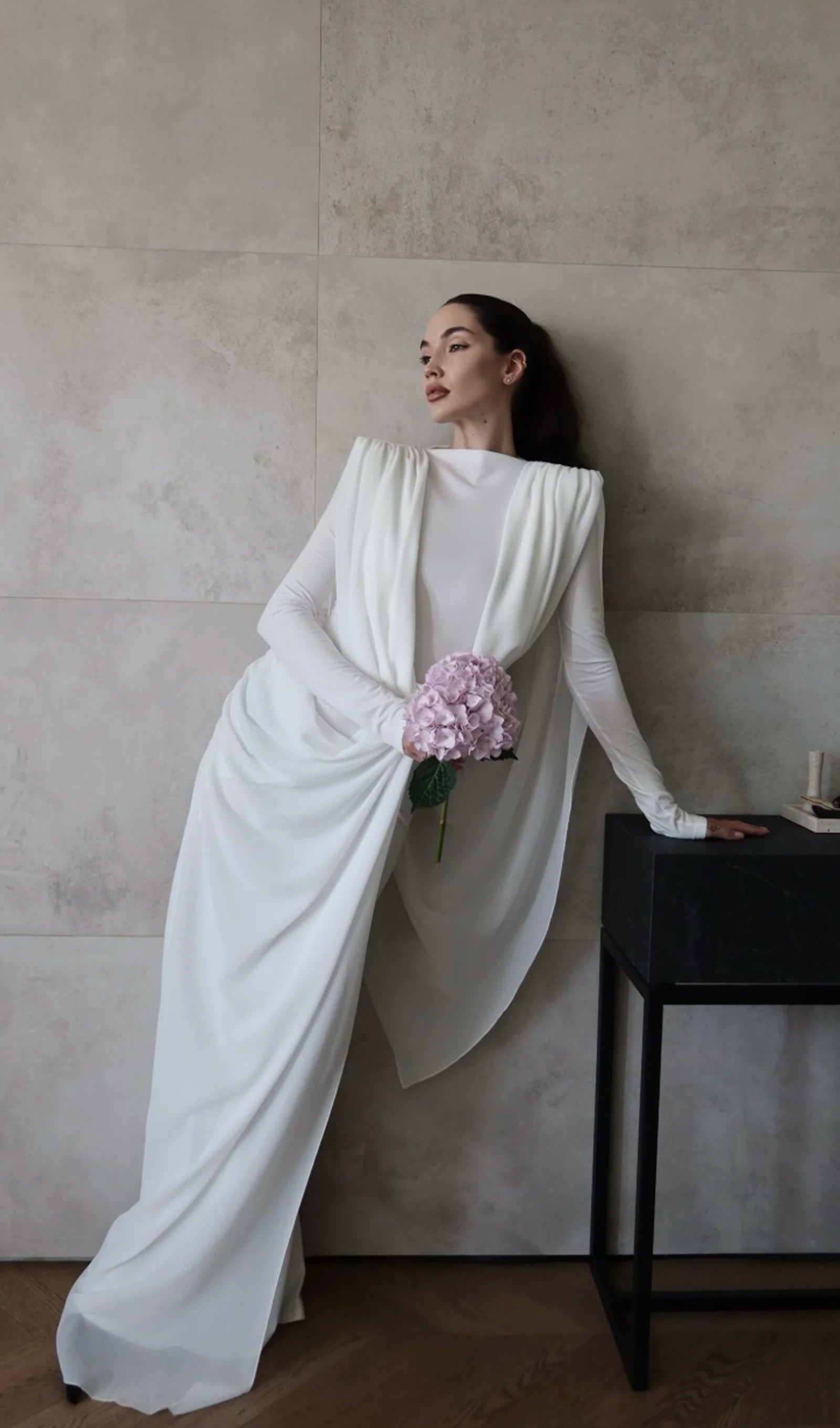 Midikleid in A-Linie mit Blumenmuster und Laternenärmeln