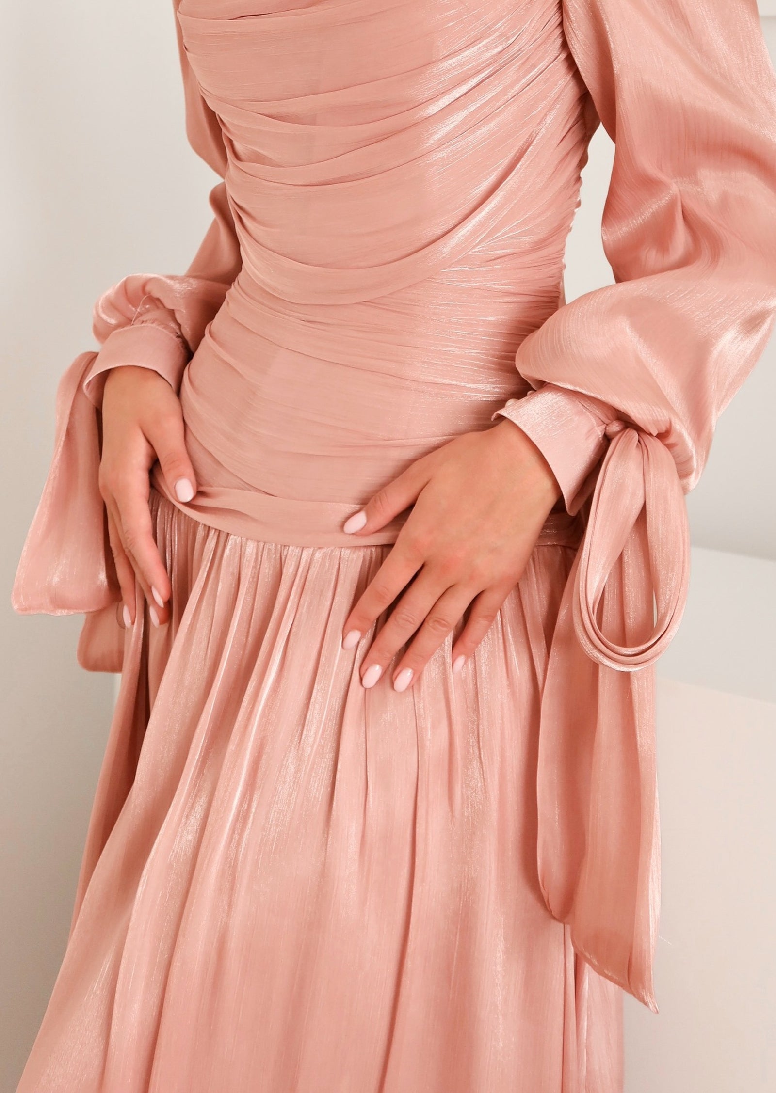 Midikleid in A-Linie mit Blumenmuster und Laternenärmeln