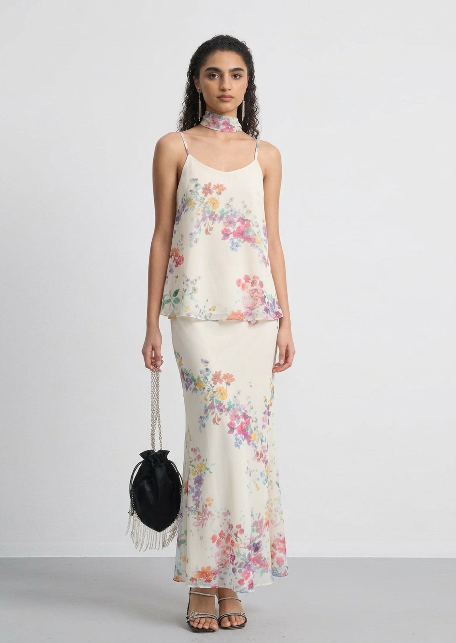 Midikleid in A-Linie mit Blumenmuster und Laternenärmeln