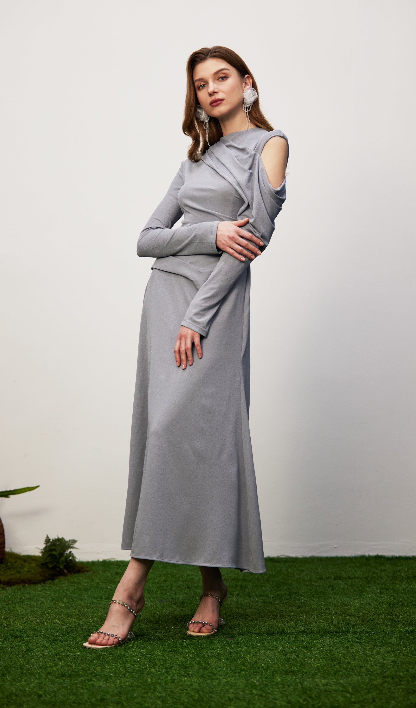 Midikleid in A-Linie mit Blumenmuster und Laternenärmeln
