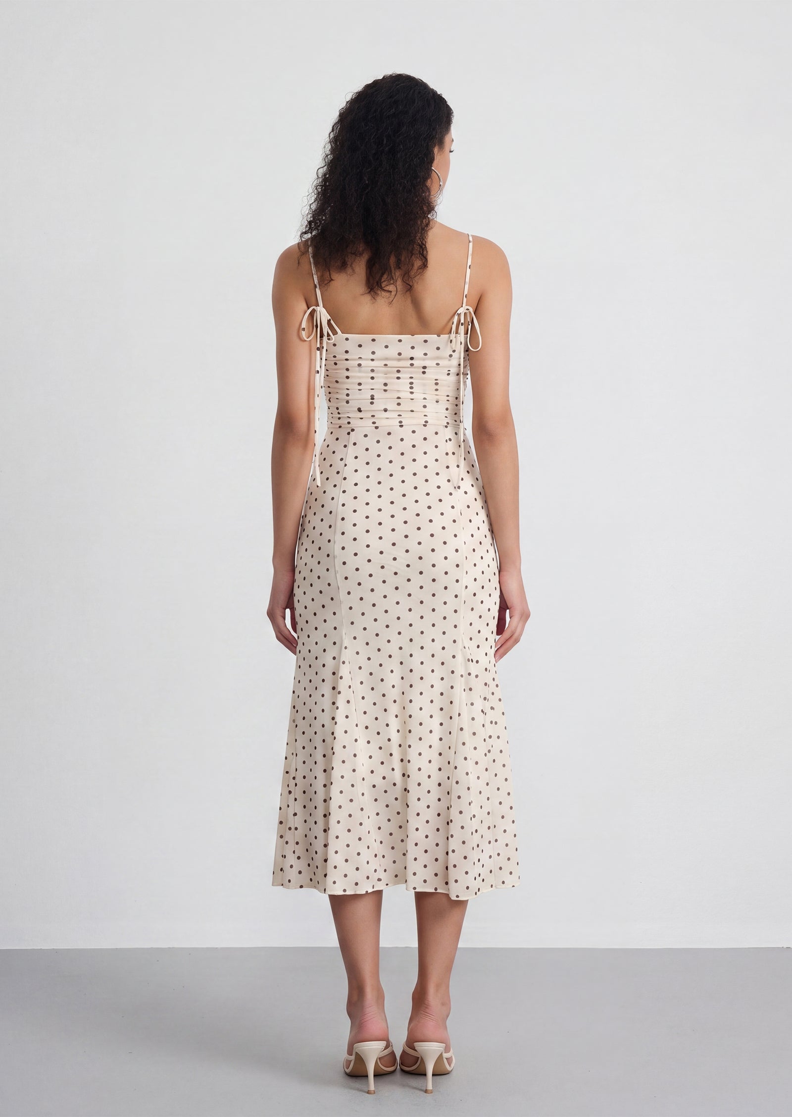 Midikleid in A-Linie mit Blumenmuster und Laternenärmeln