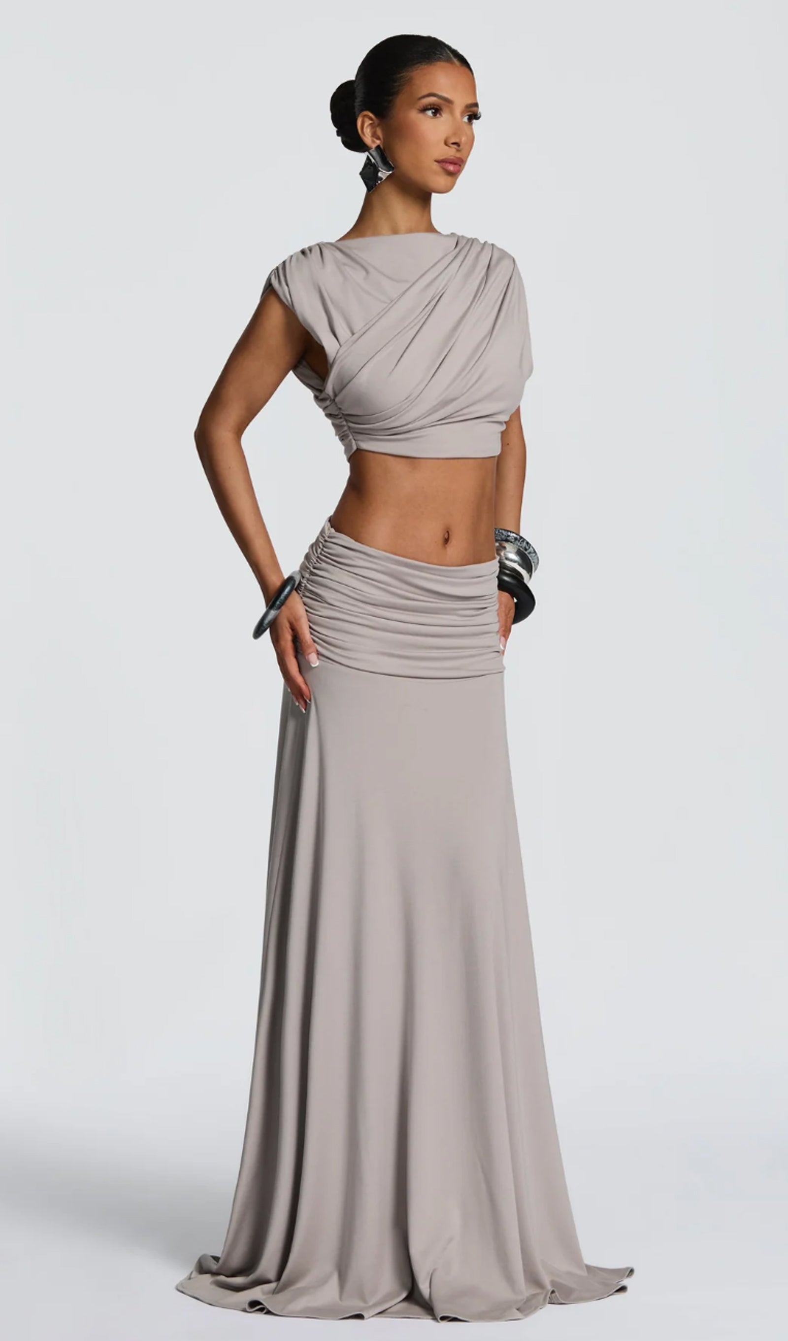 Midikleid in A-Linie mit Blumenmuster und Laternenärmeln