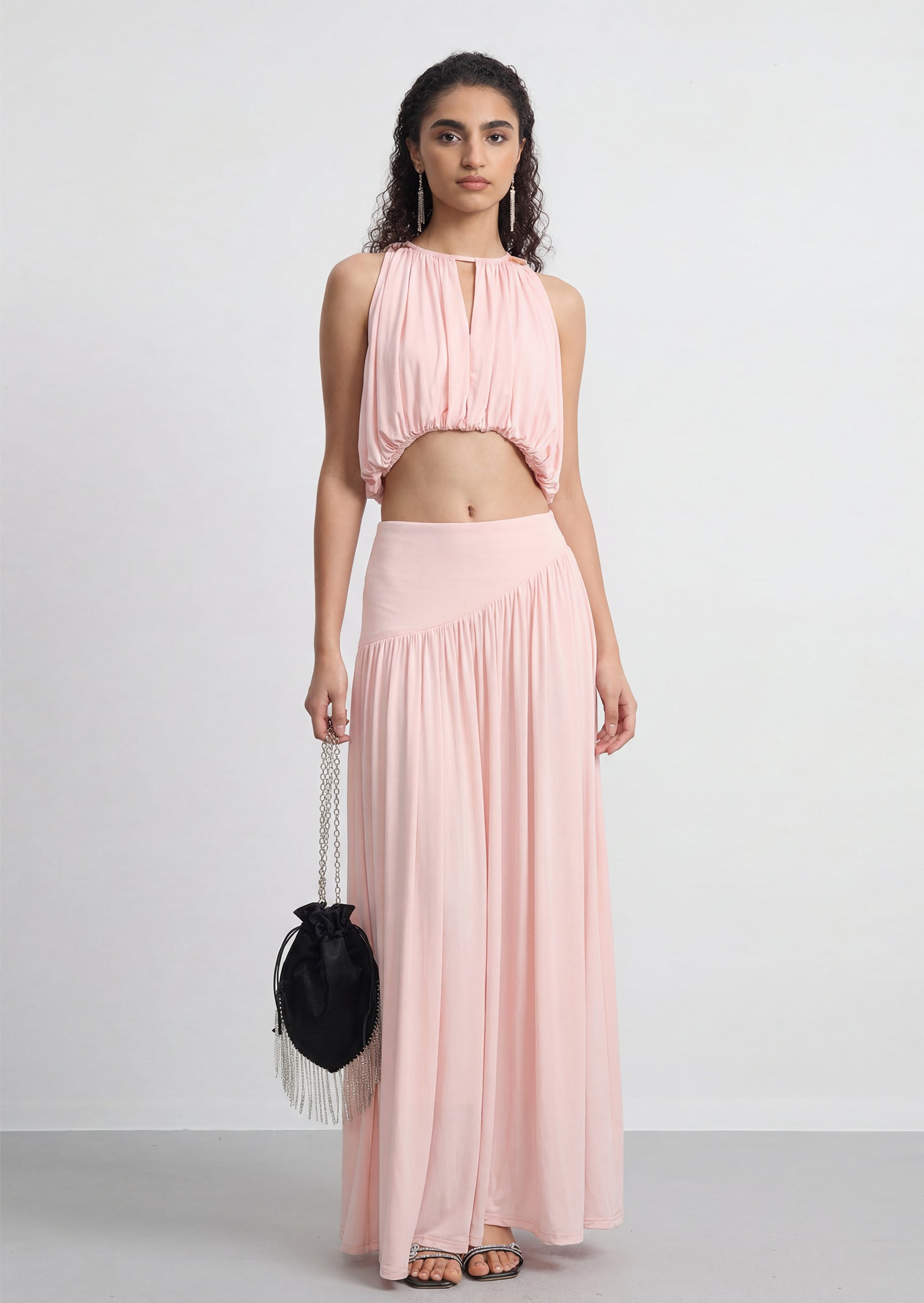 فستان قصير بقميص مزين بدانتيل صناعي 