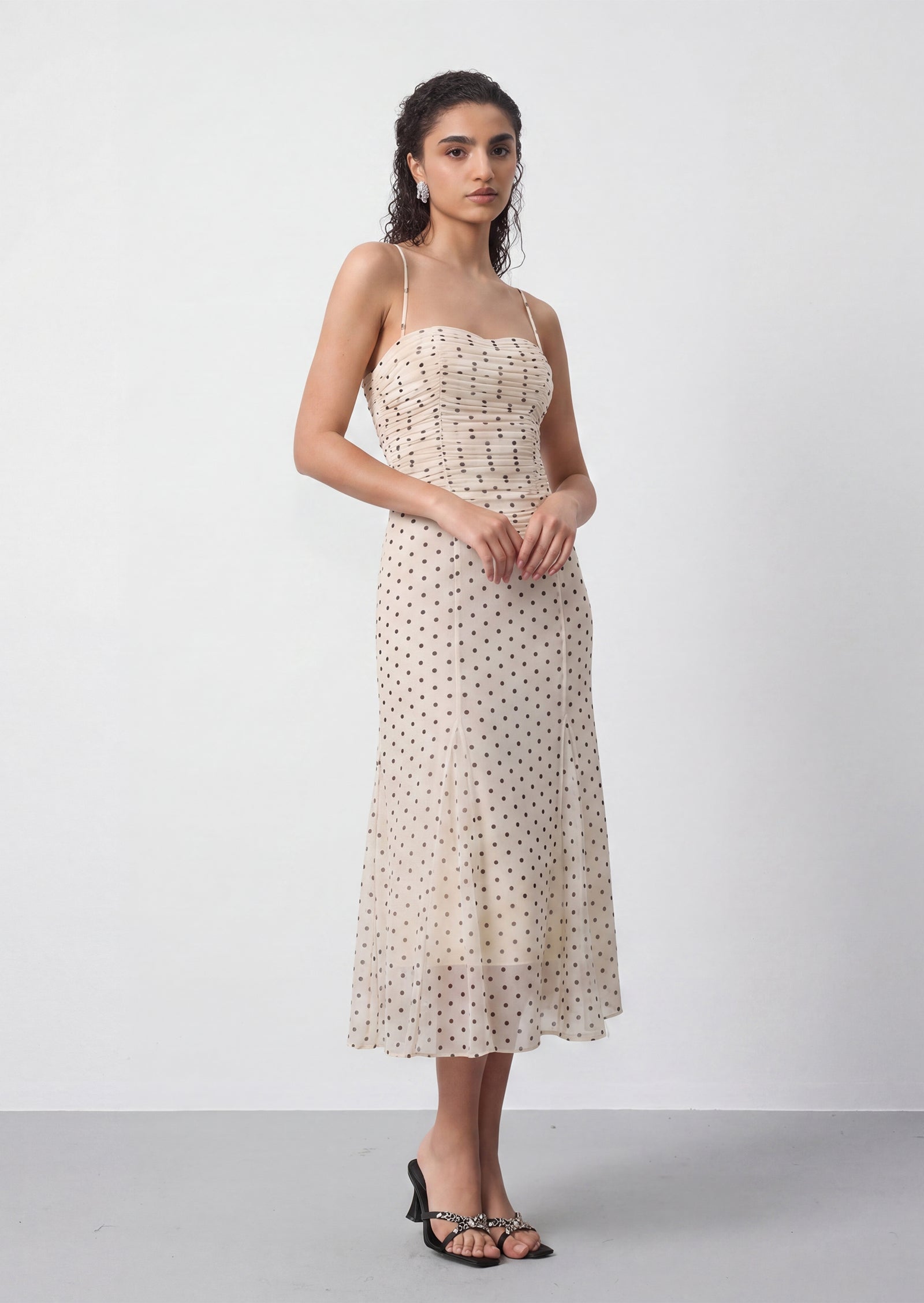Midikleid in A-Linie mit Blumenmuster und Laternenärmeln