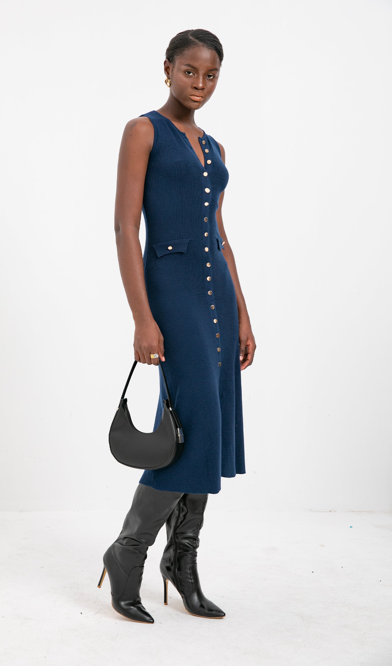 فستان ميدي محبوك عصري على شكل حرف A 