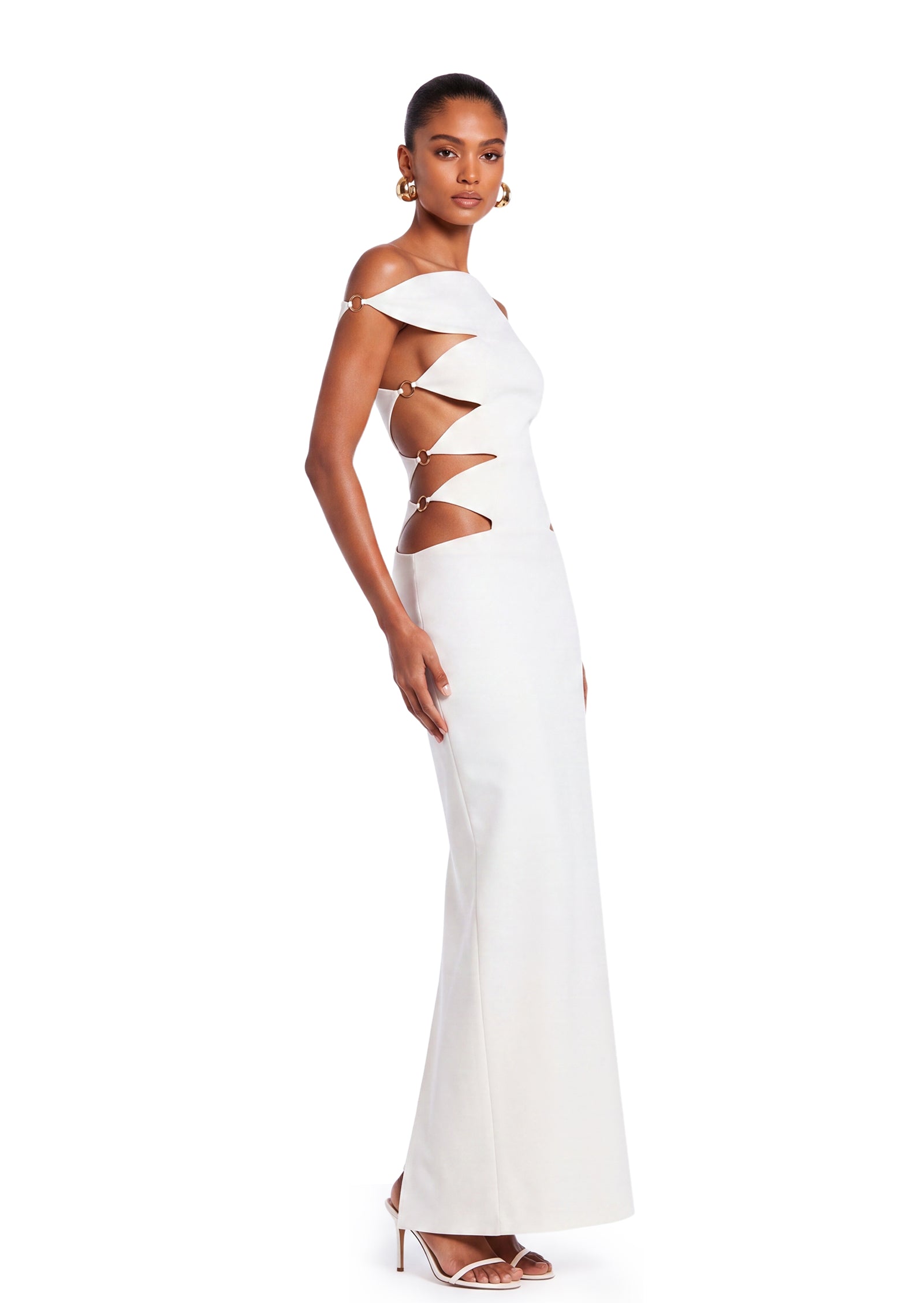 Tadeo Off The Shoulder Maxi Dress In White