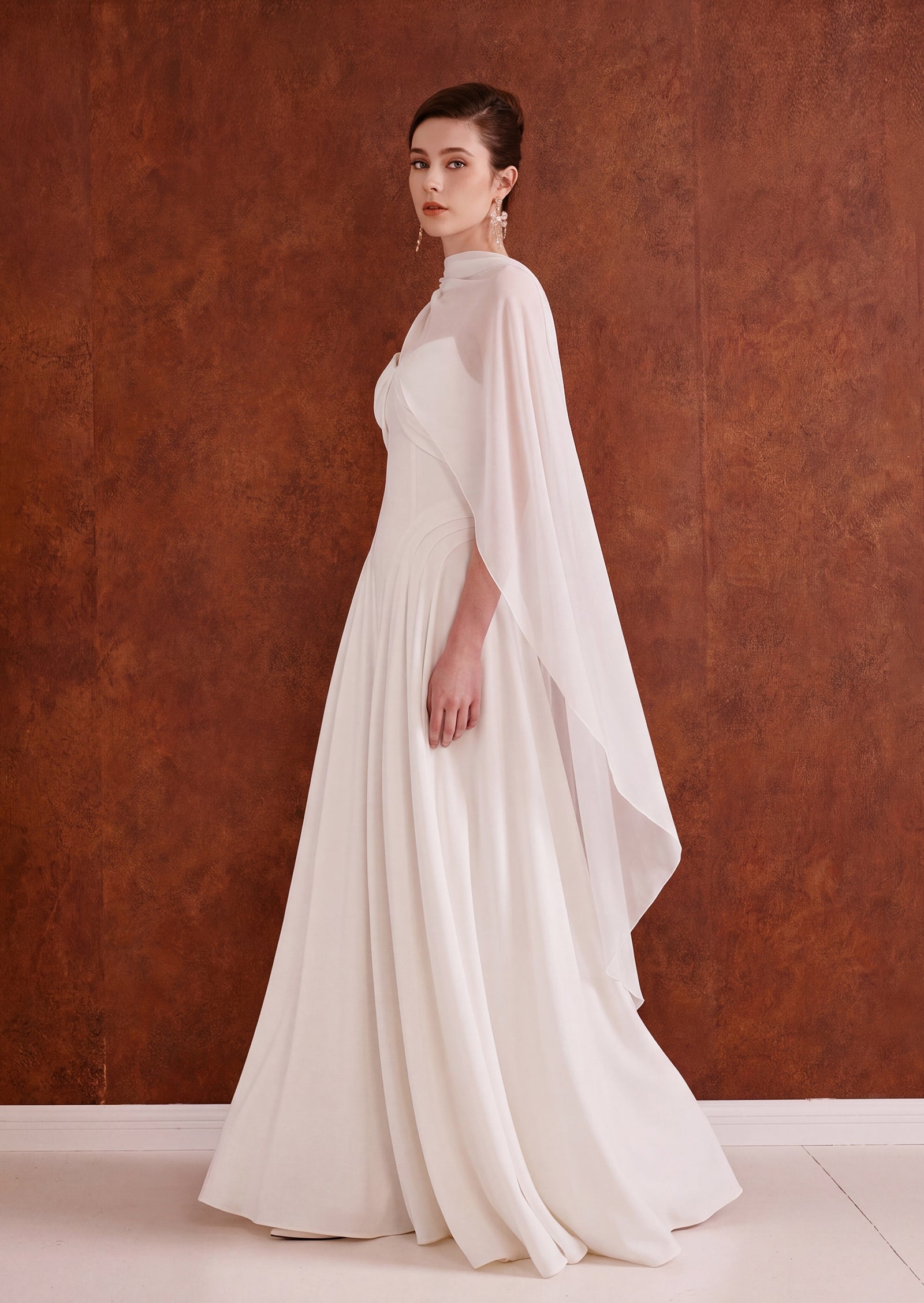 Midikleid in A-Linie mit Blumenmuster und Laternenärmeln