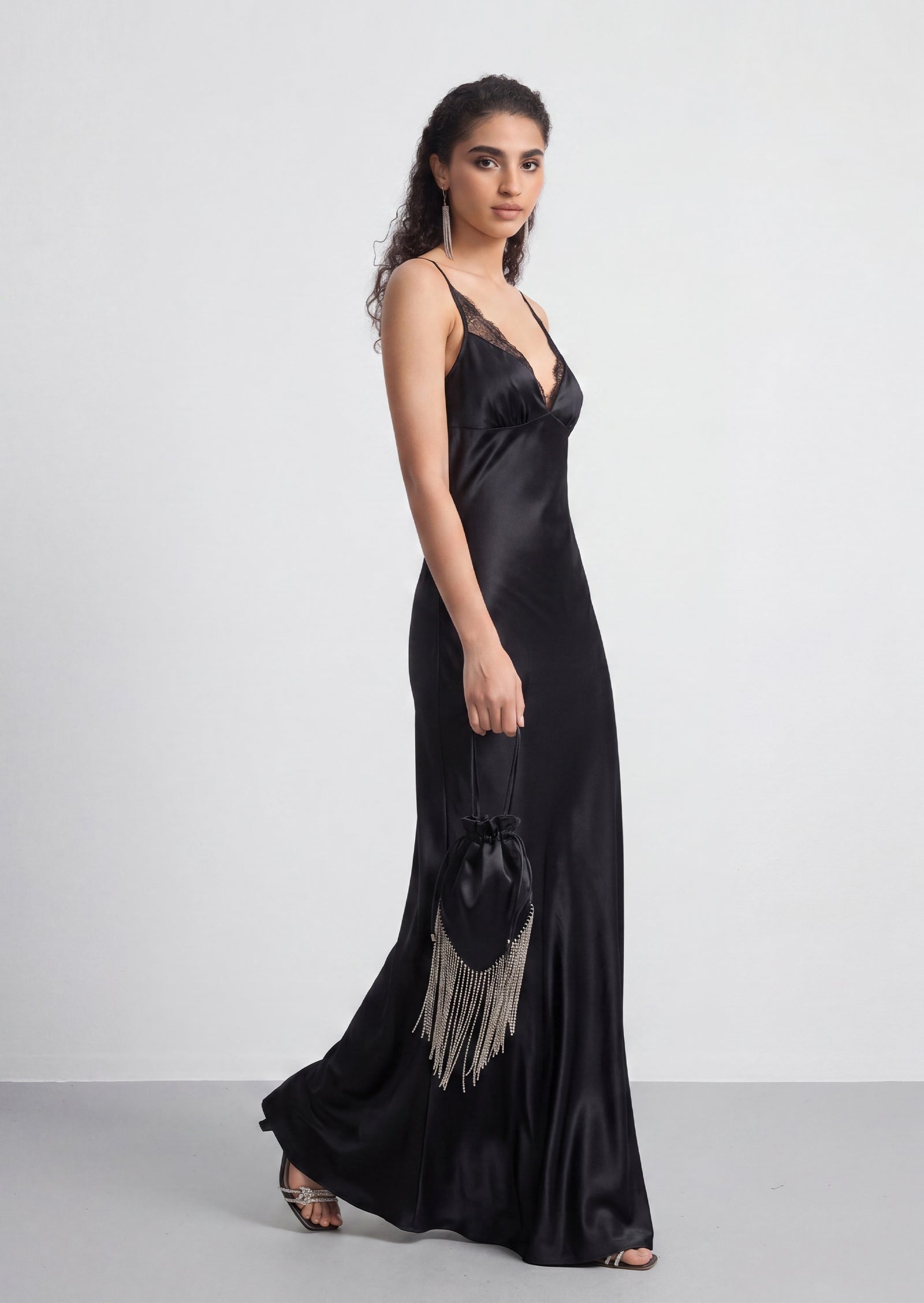 Midikleid in A-Linie mit Blumenmuster und Laternenärmeln