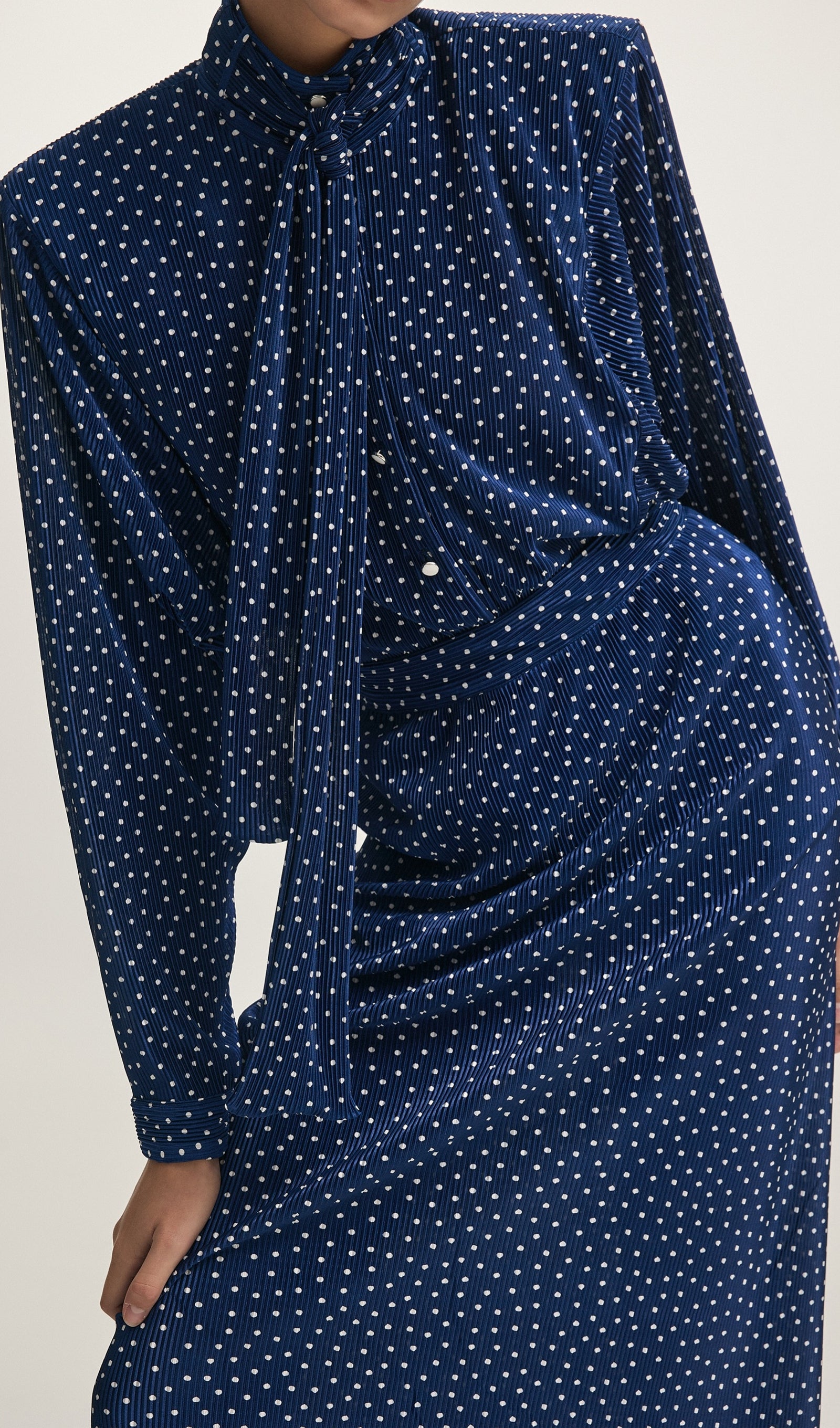 Midikleid in A-Linie mit Blumenmuster und Laternenärmeln