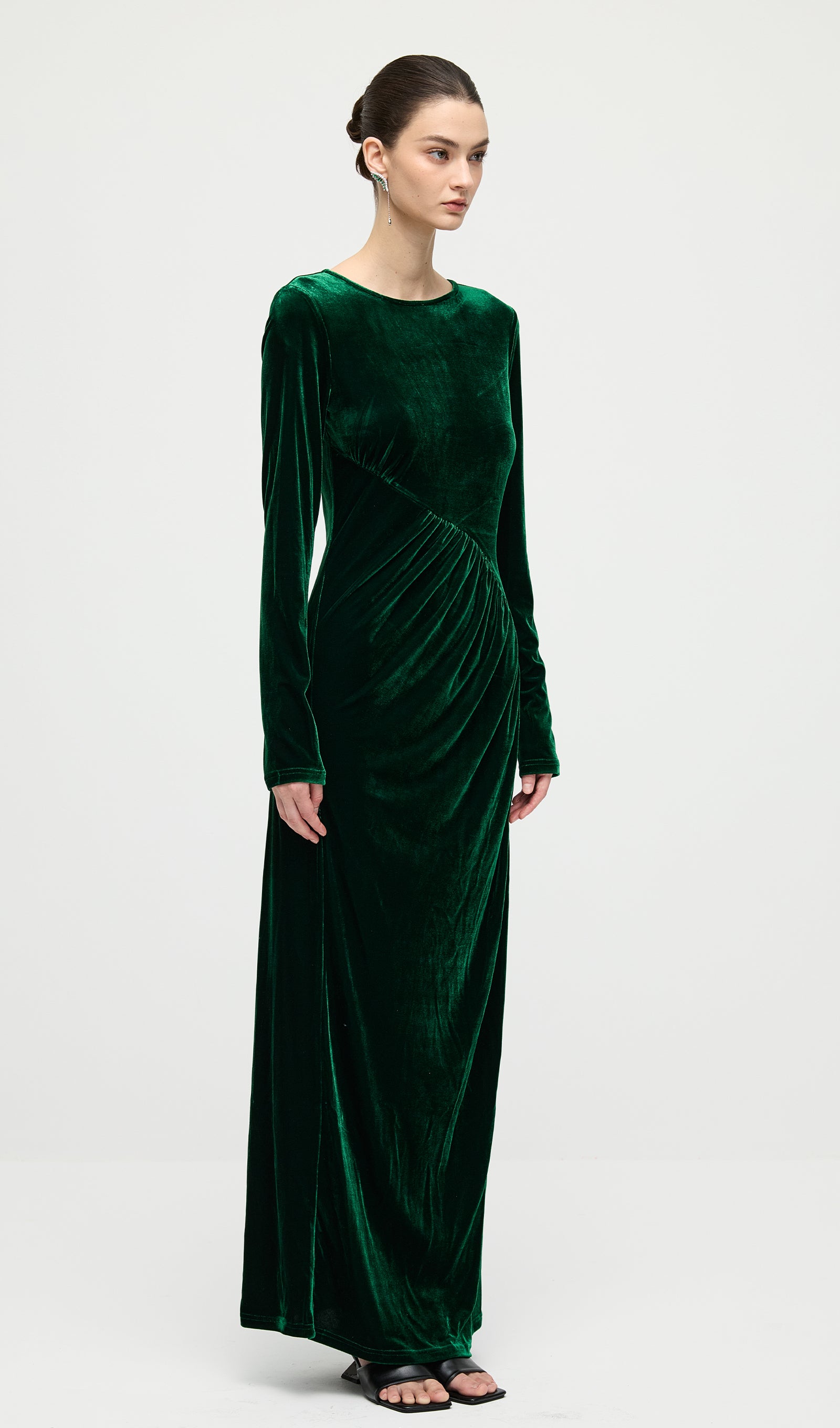 Long Sleeved Gathers  Maxi Dress In Dark Green