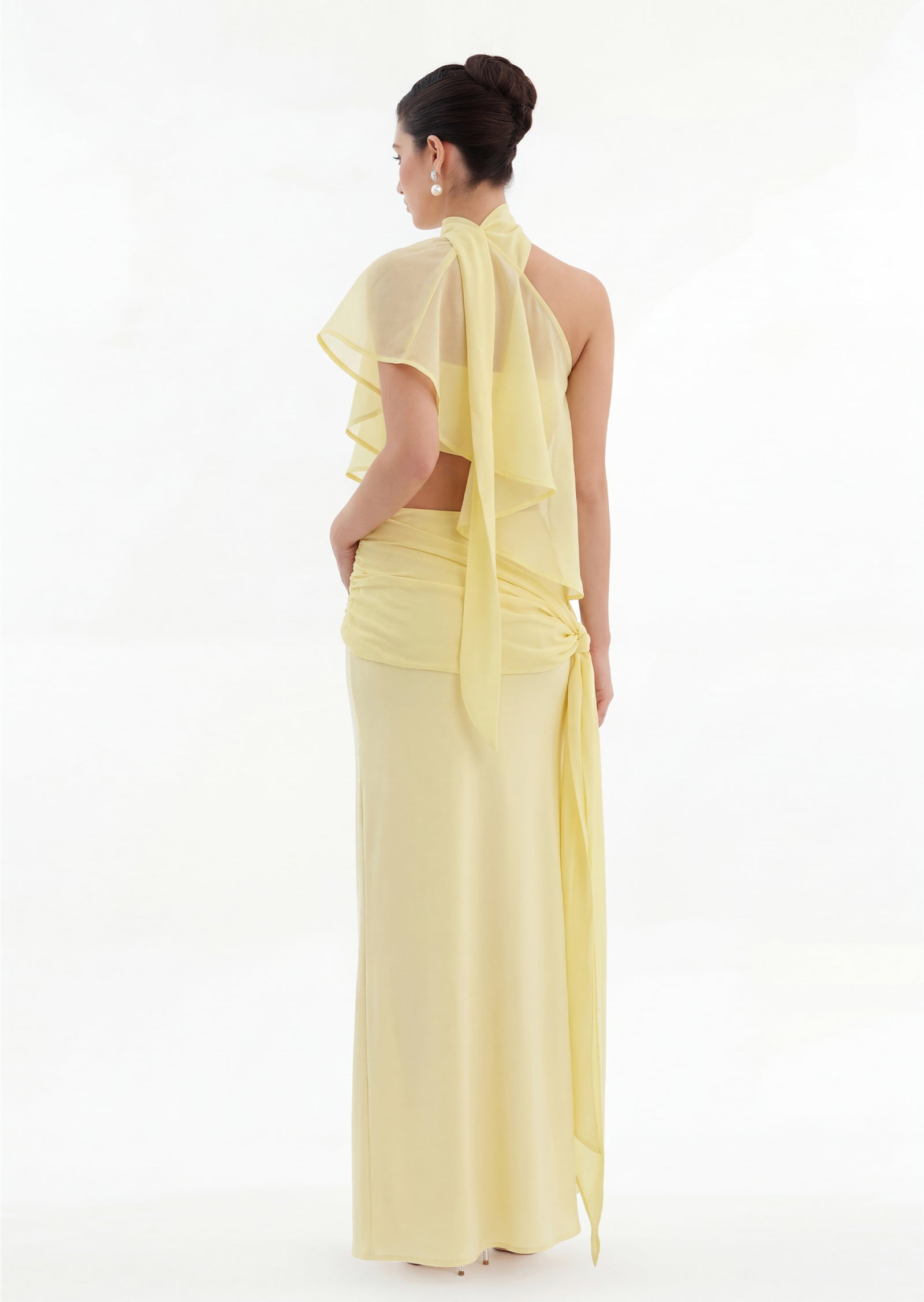 فستان قصير بقميص مزين بدانتيل صناعي 