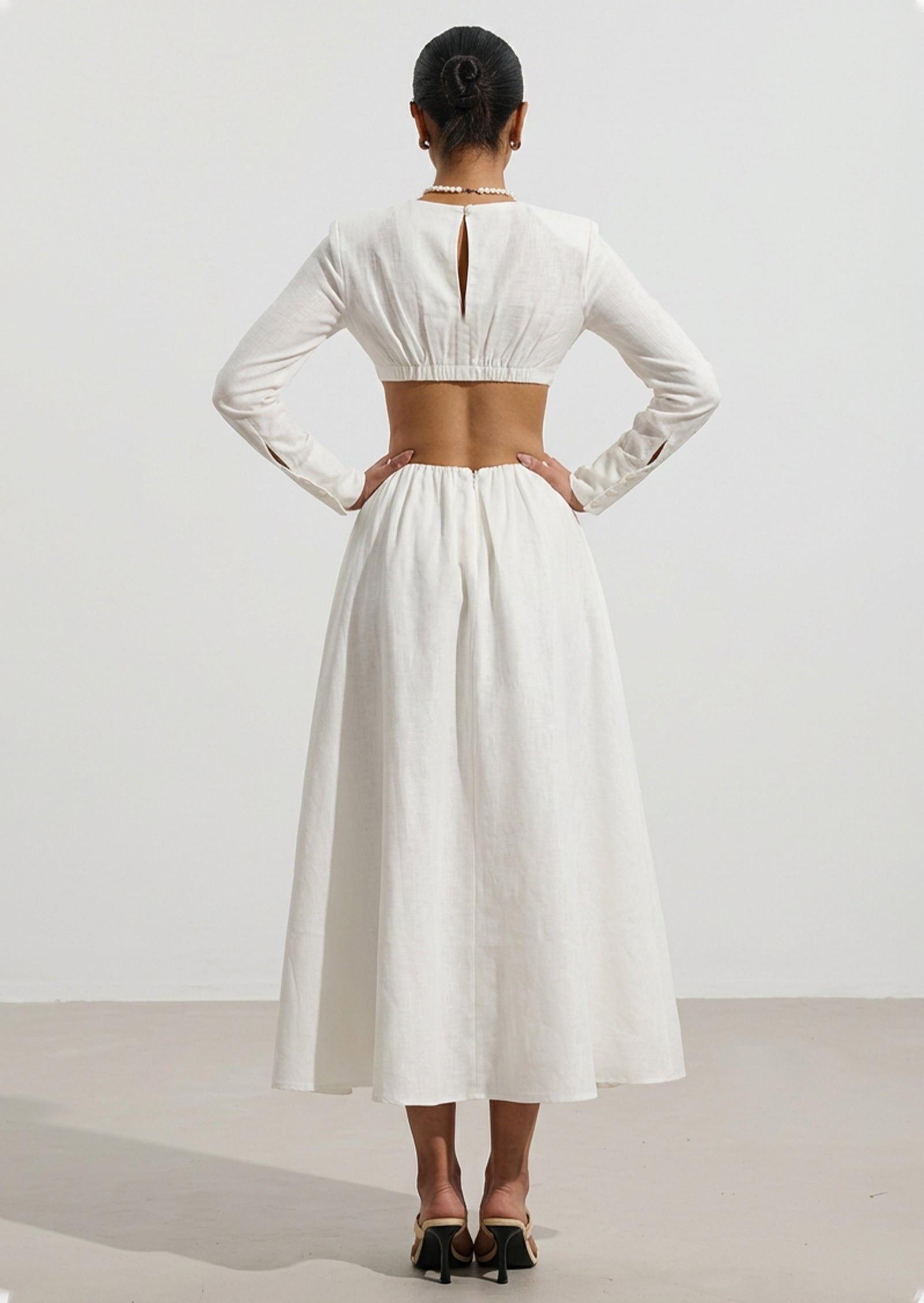 Midikleid in A-Linie mit Blumenmuster und Laternenärmeln