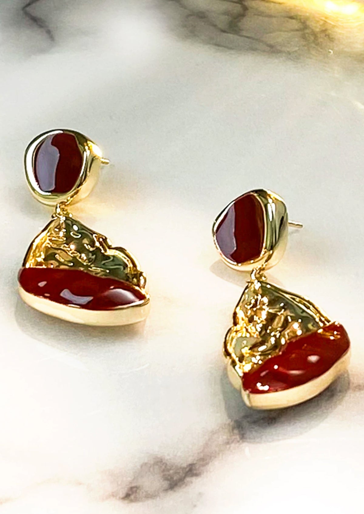 Yorick Ancora Red Stud Earrings
