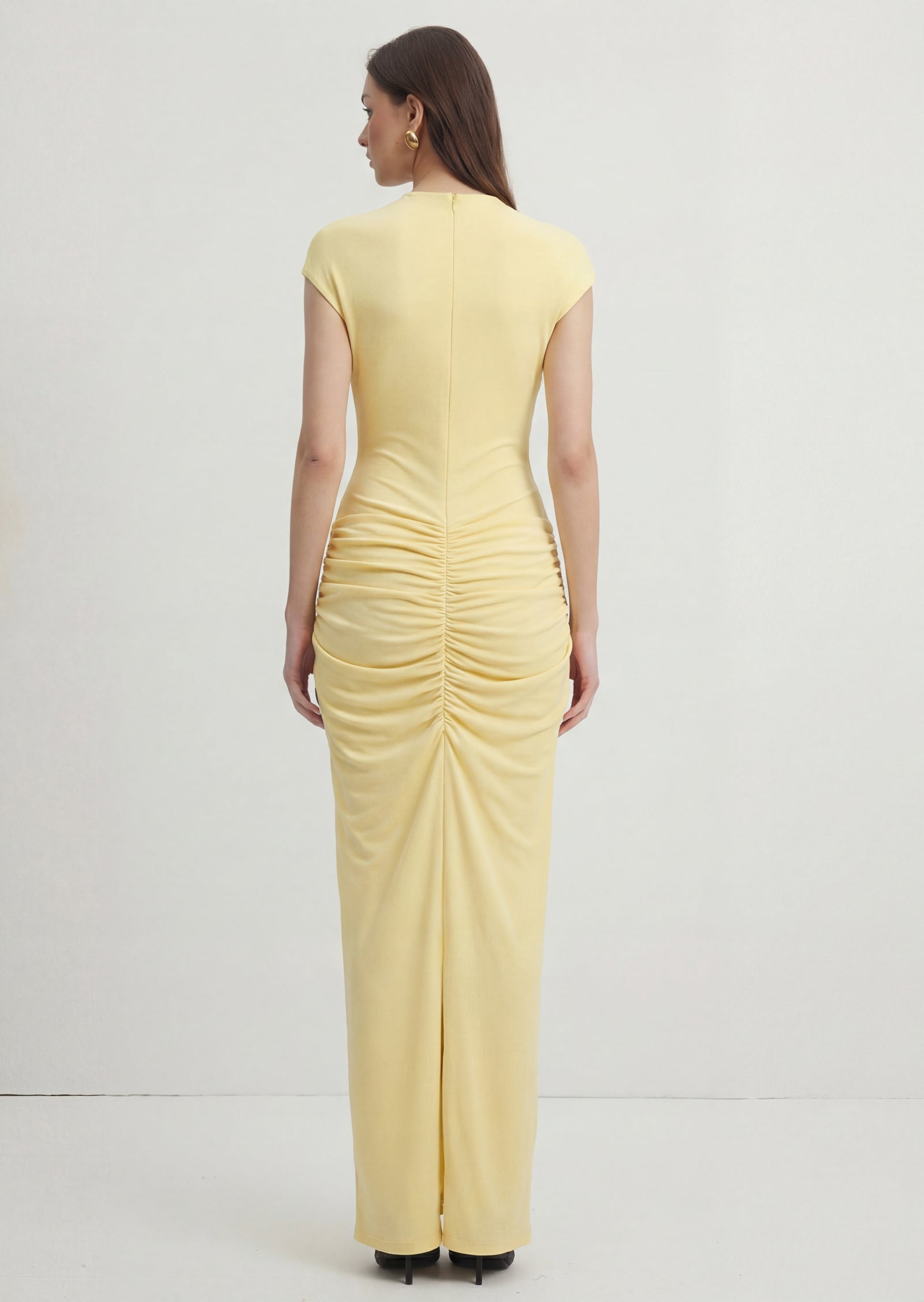 فستان قصير بقميص مزين بدانتيل صناعي 