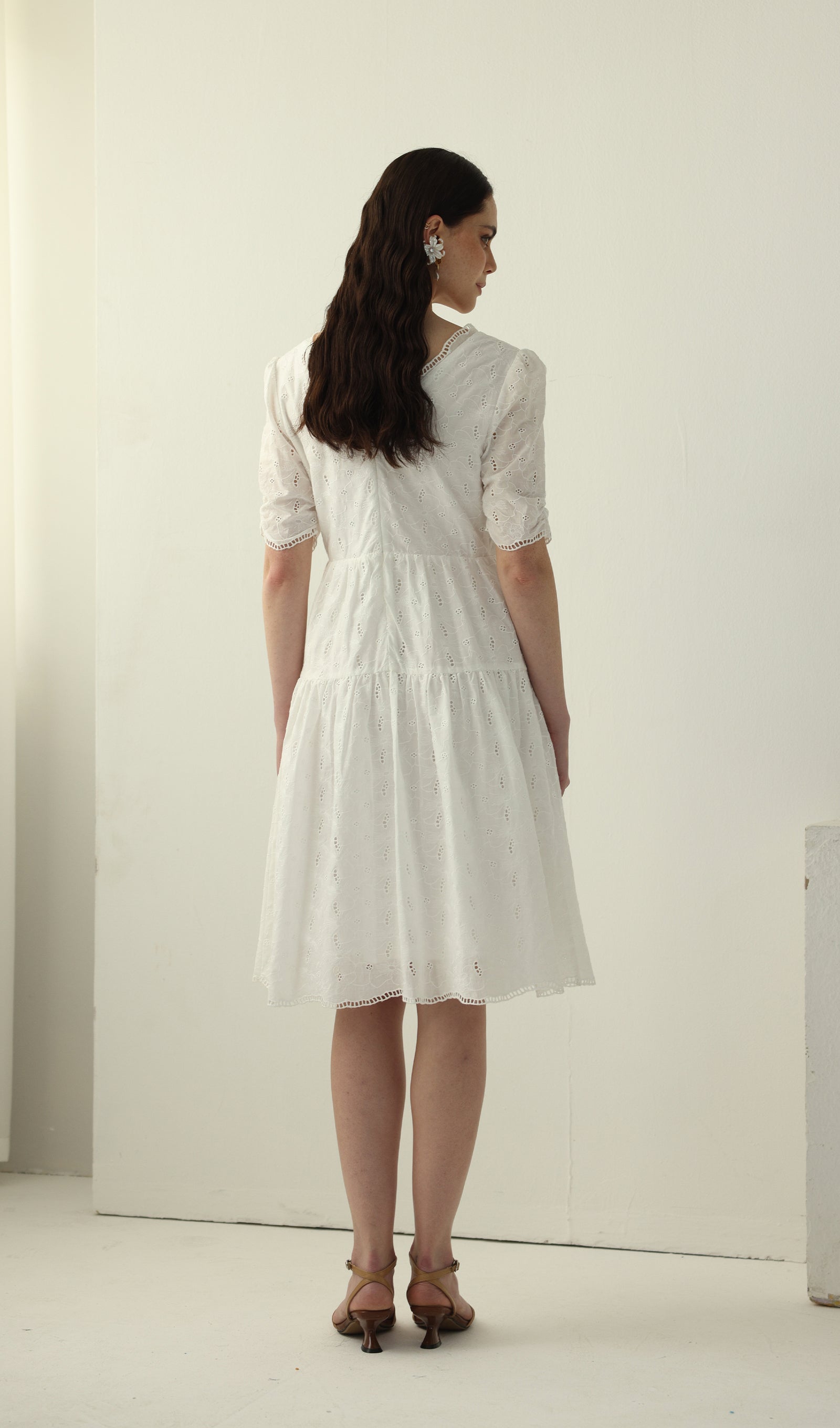 Midikleid in A-Linie mit Blumenmuster und Laternenärmeln