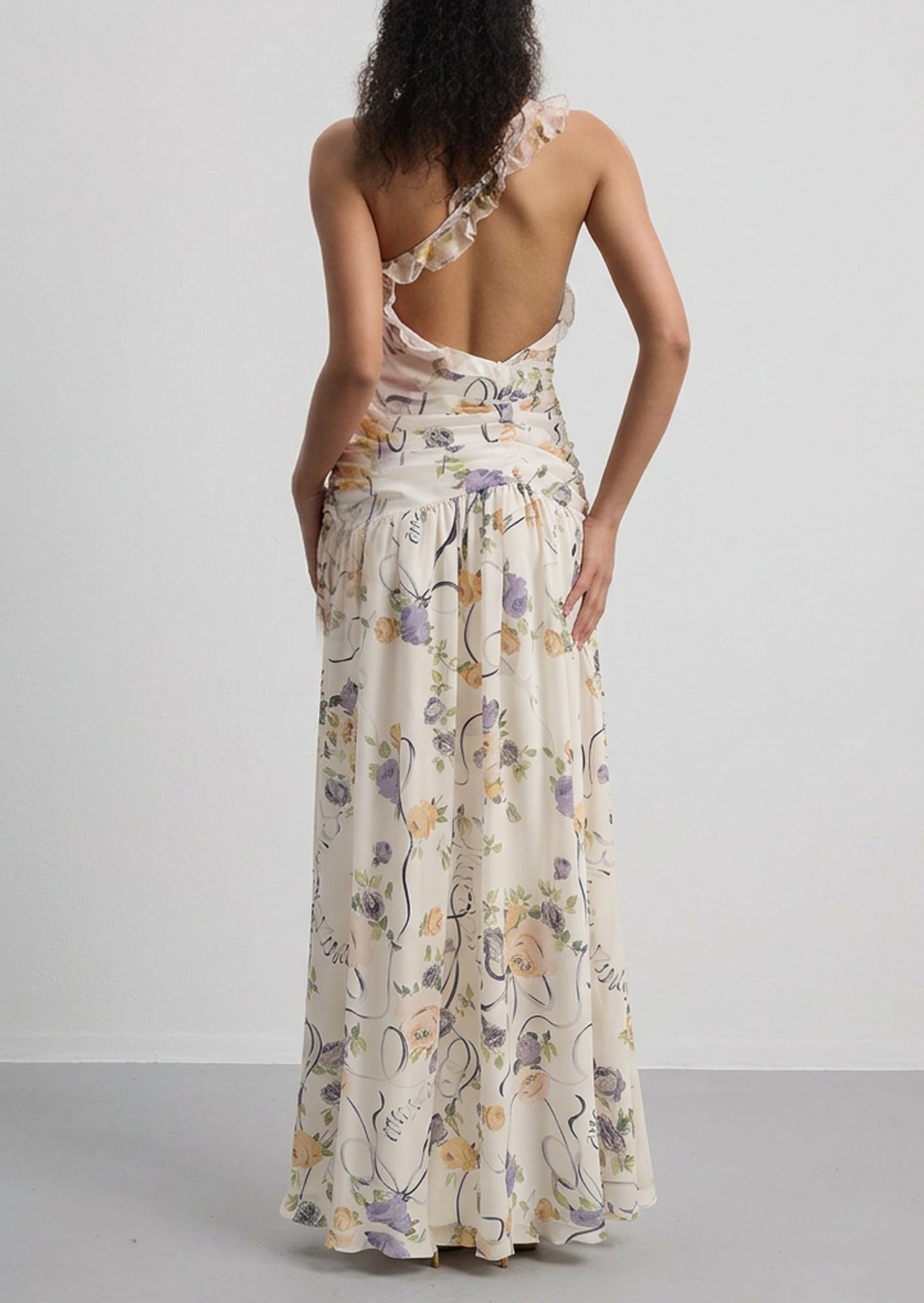 Midikleid in A-Linie mit Blumenmuster und Laternenärmeln