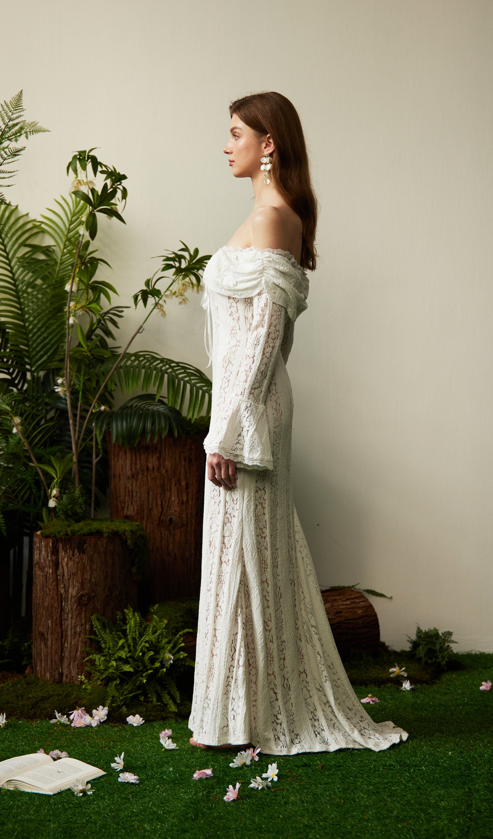 Midikleid in A-Linie mit Blumenmuster und Laternenärmeln