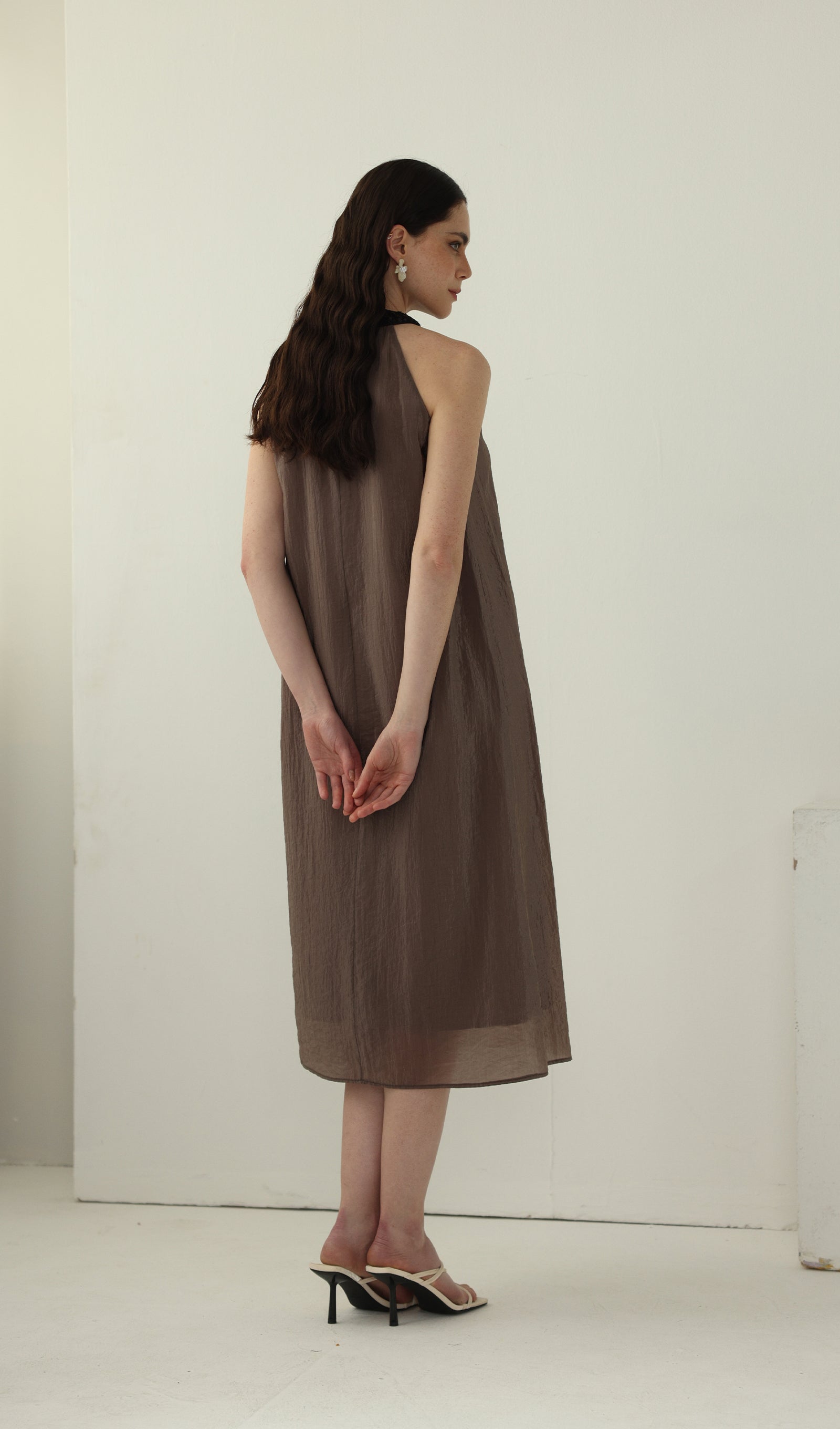 Midikleid in A-Linie mit Blumenmuster und Laternenärmeln