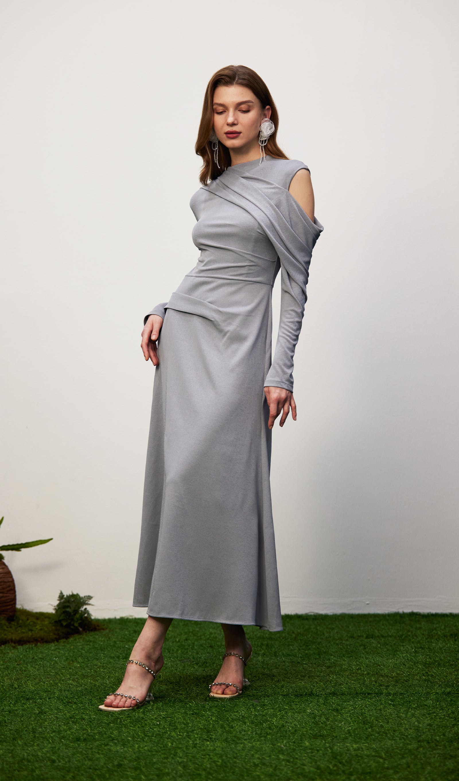 Midikleid in A-Linie mit Blumenmuster und Laternenärmeln