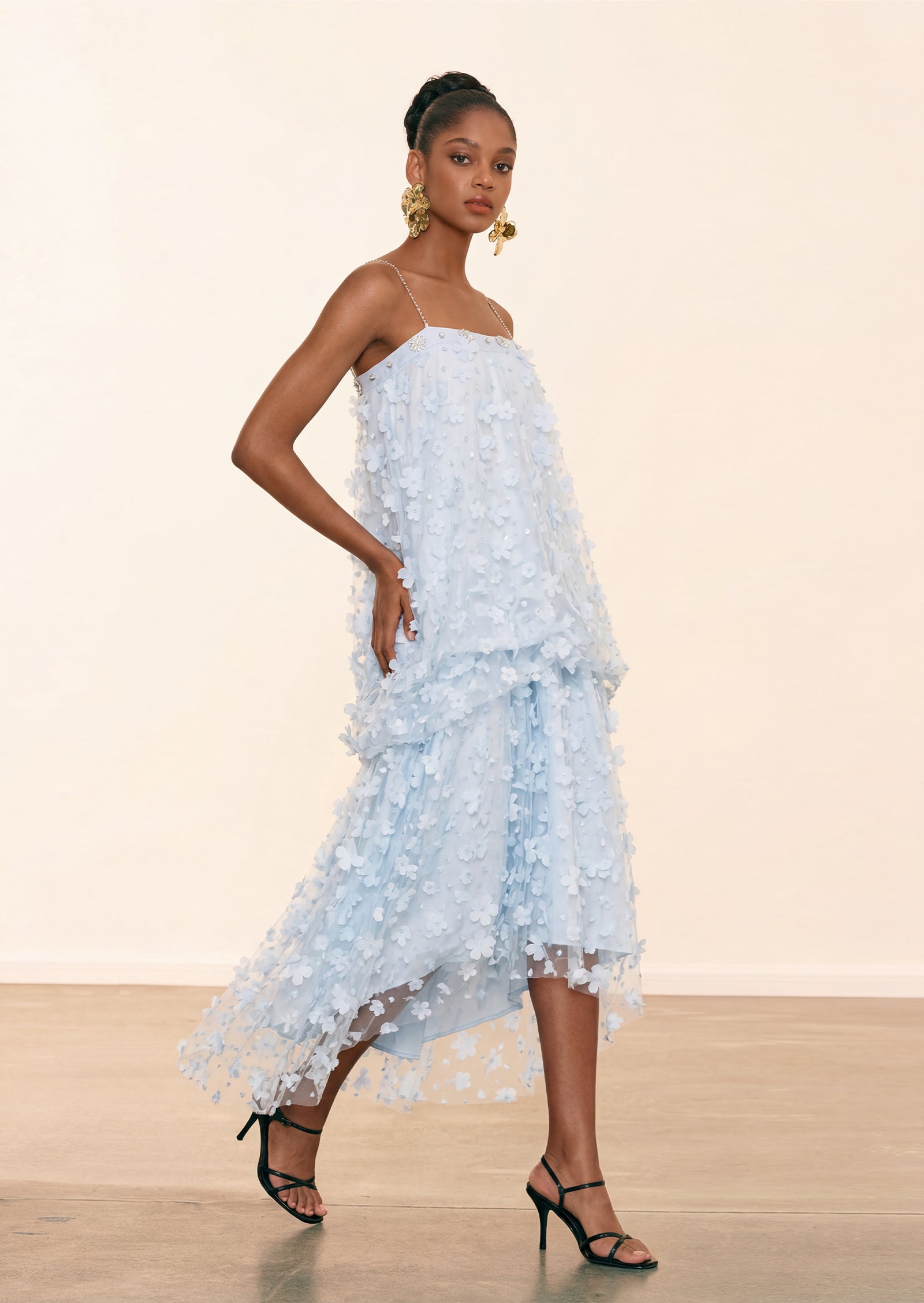 Midikleid in A-Linie mit Blumenmuster und Laternenärmeln