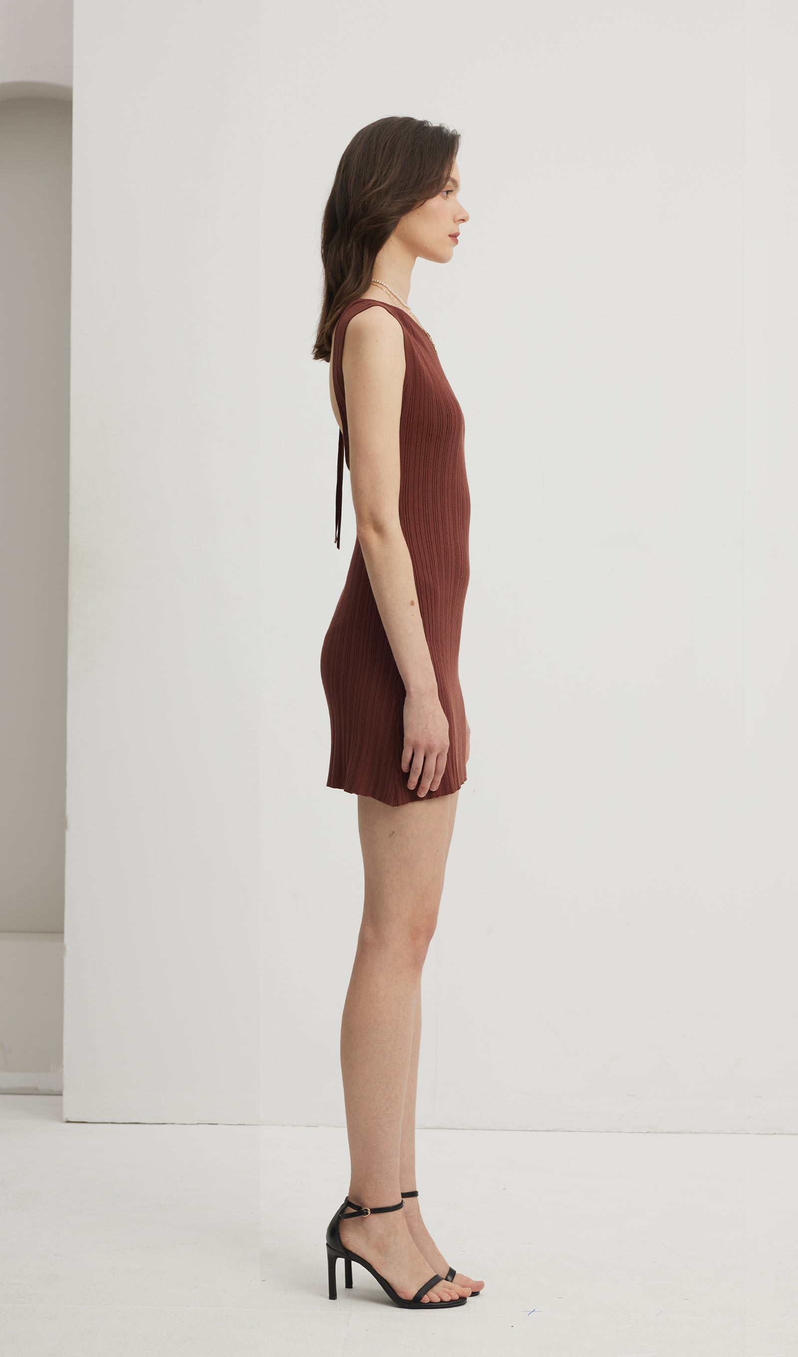 Mayok Open Back Mini Dress Coffee – Queena Wish
