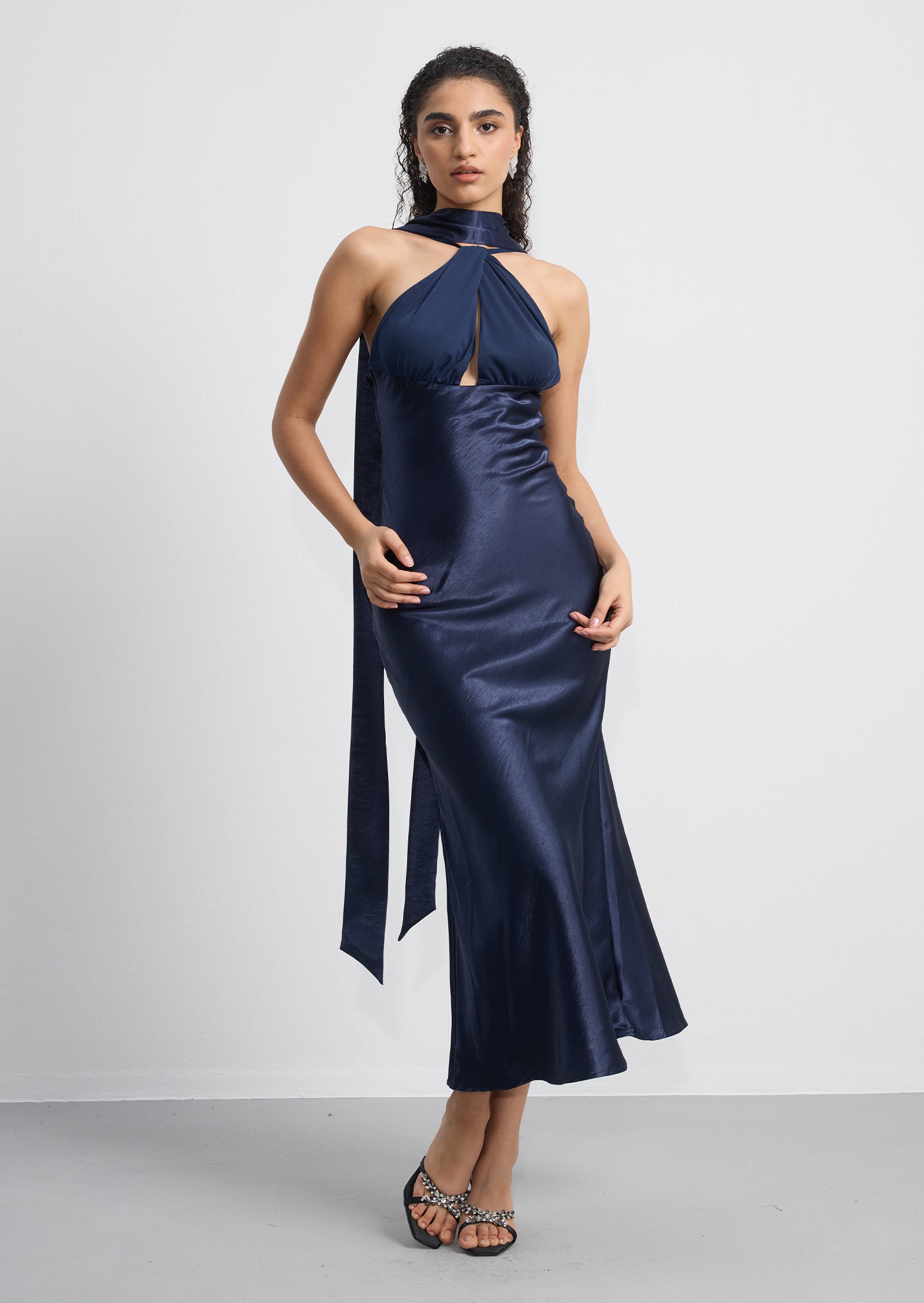 Midikleid in A-Linie mit Blumenmuster und Laternenärmeln