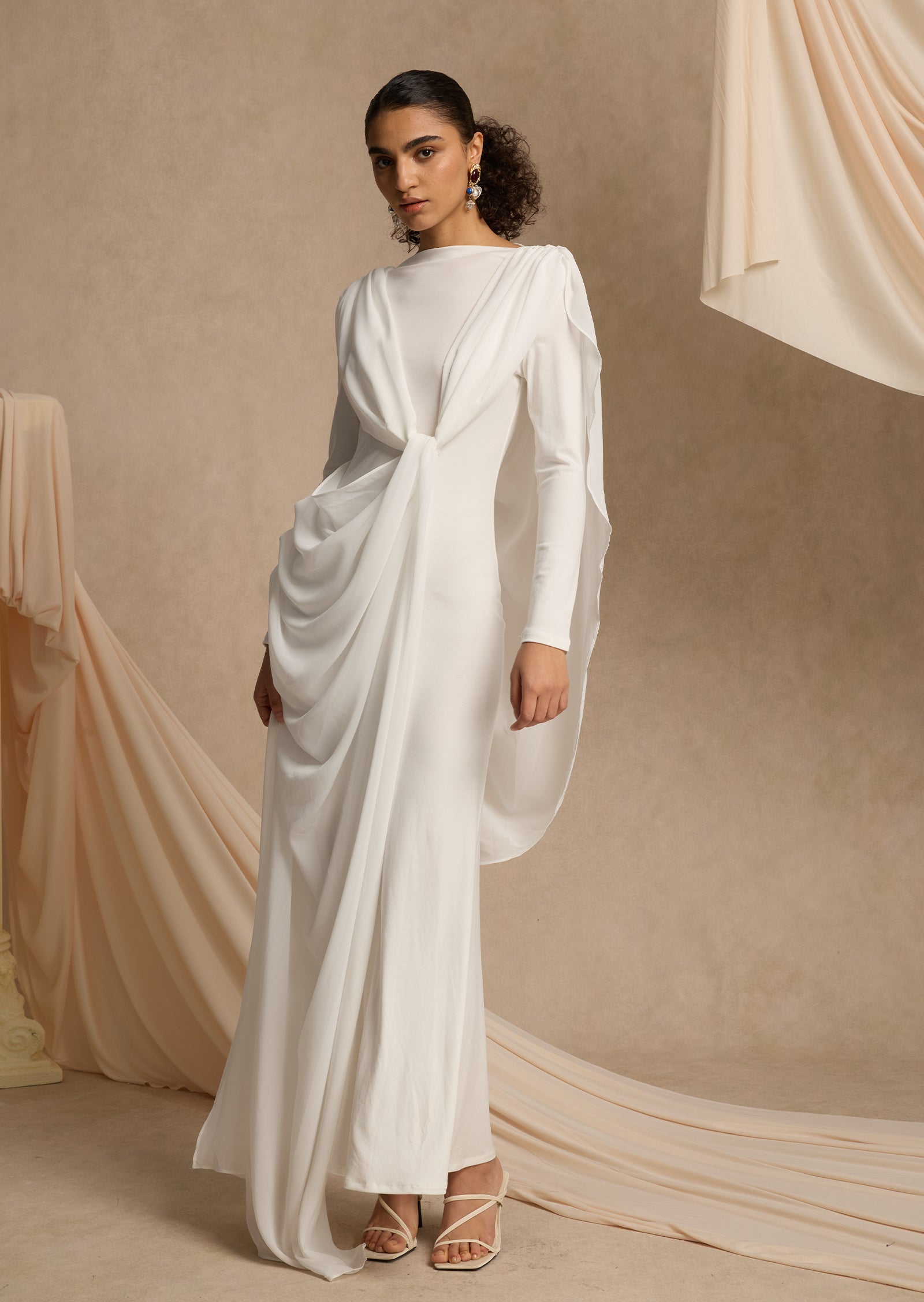 Midikleid in A-Linie mit Blumenmuster und Laternenärmeln