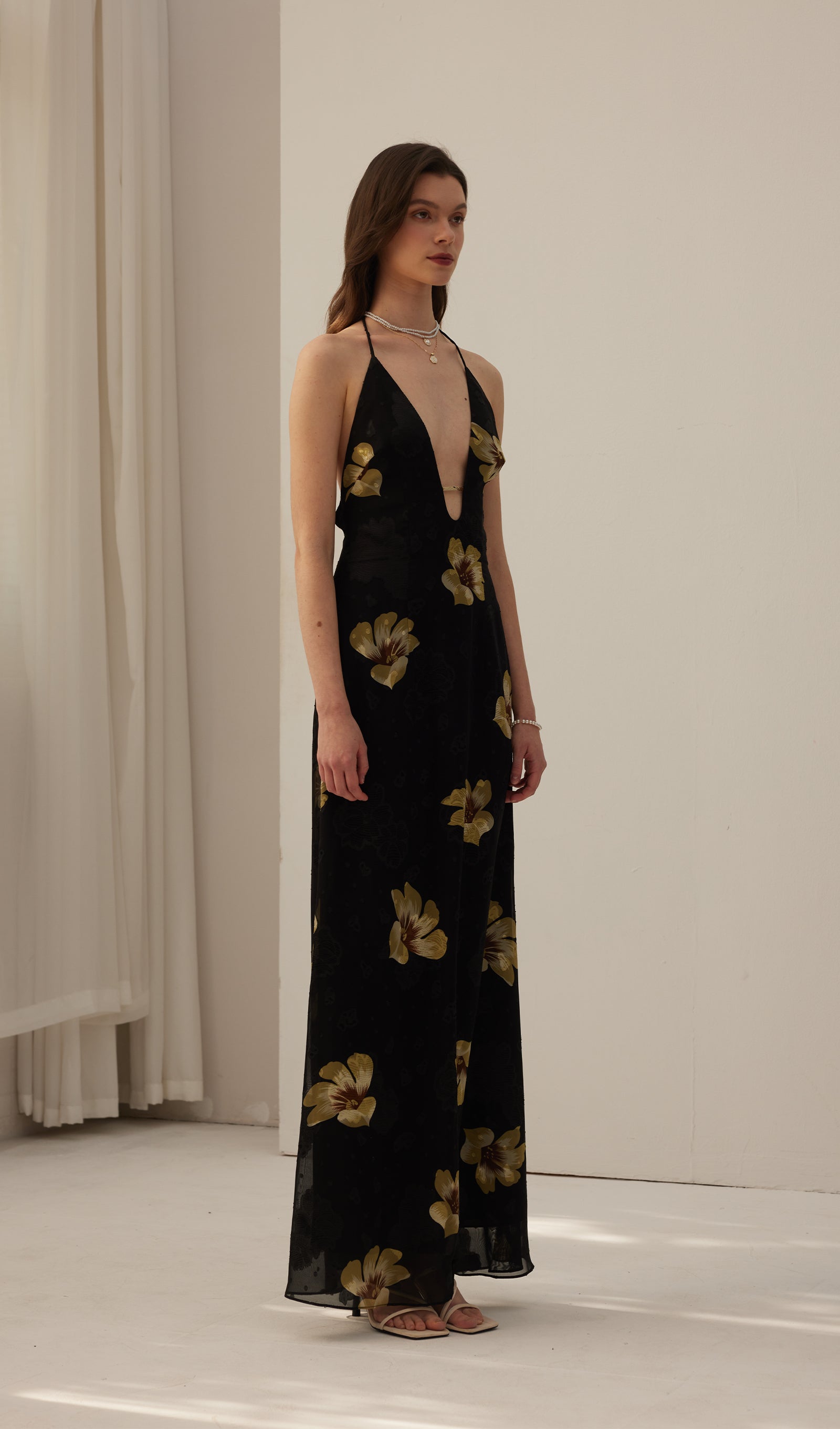 Midikleid in A-Linie mit Blumenmuster und Laternenärmeln