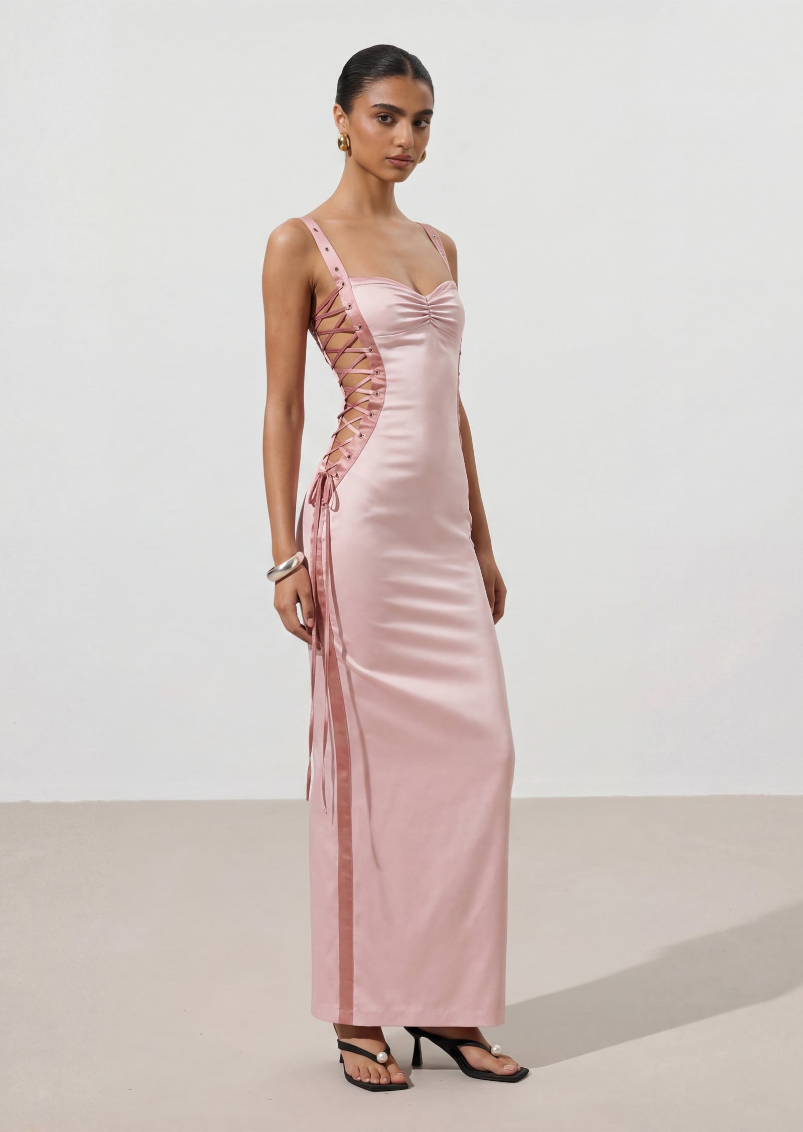 Midikleid in A-Linie mit Blumenmuster und Laternenärmeln