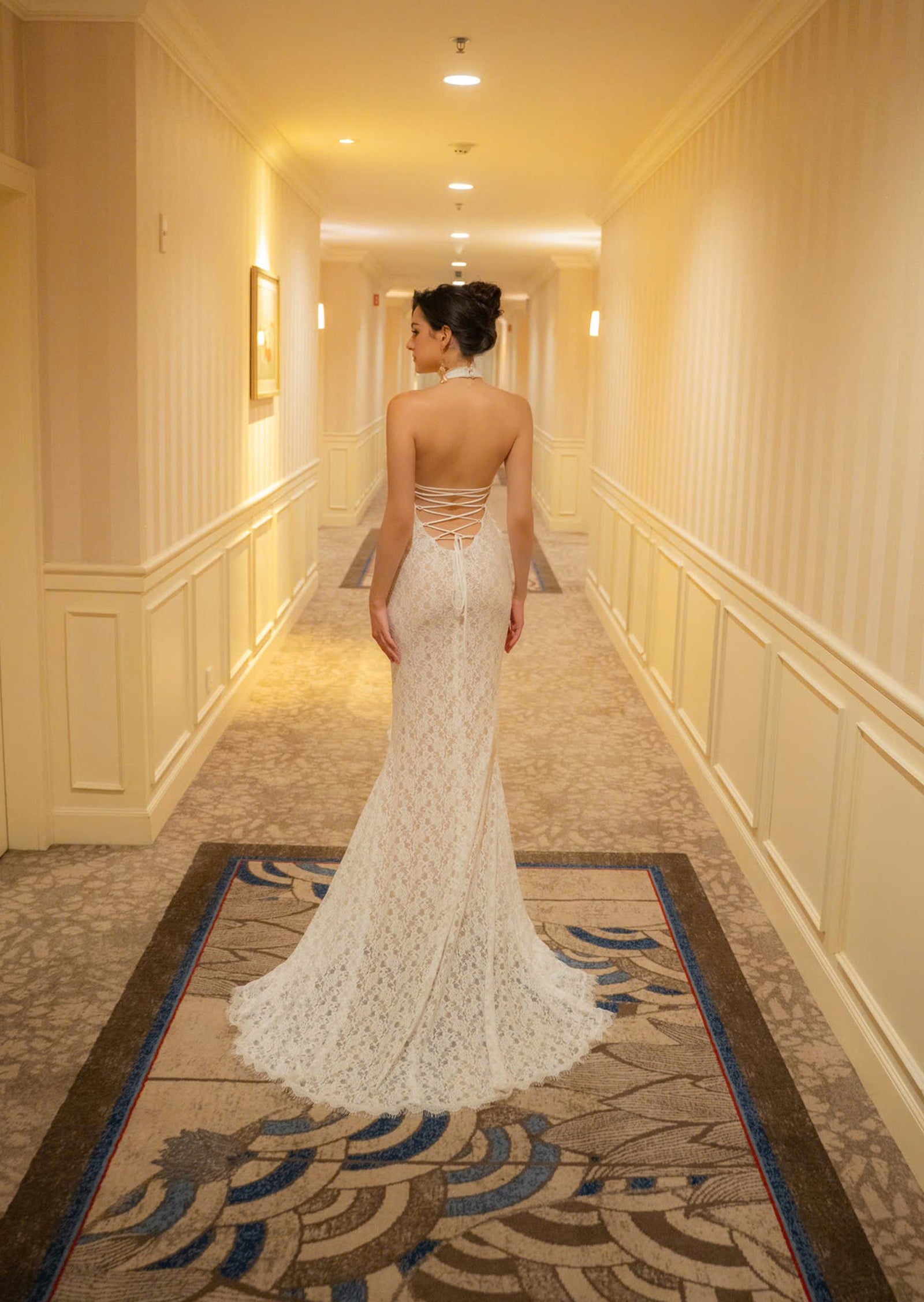 Midikleid in A-Linie mit Blumenmuster und Laternenärmeln