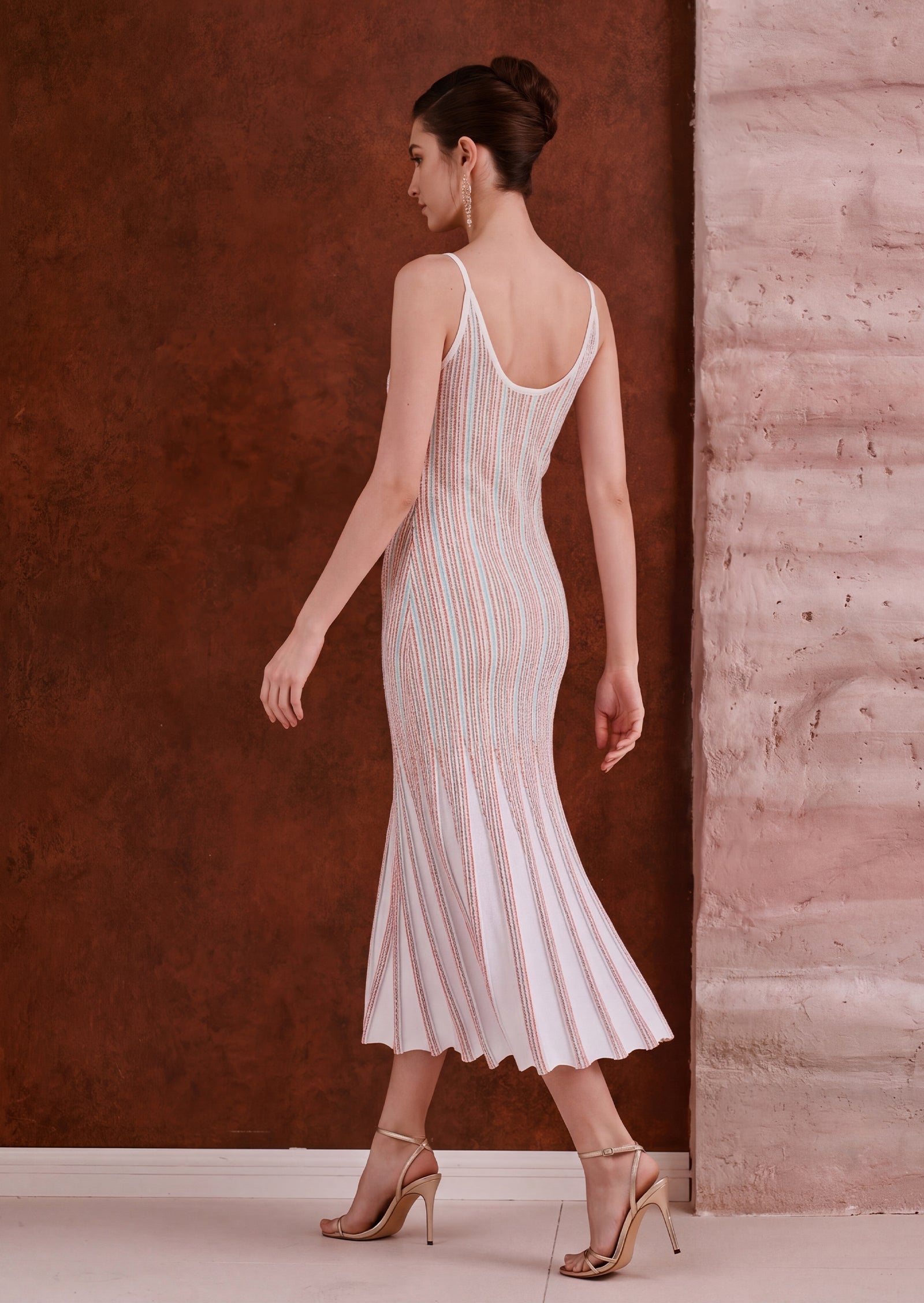 Midikleid in A-Linie mit Blumenmuster und Laternenärmeln
