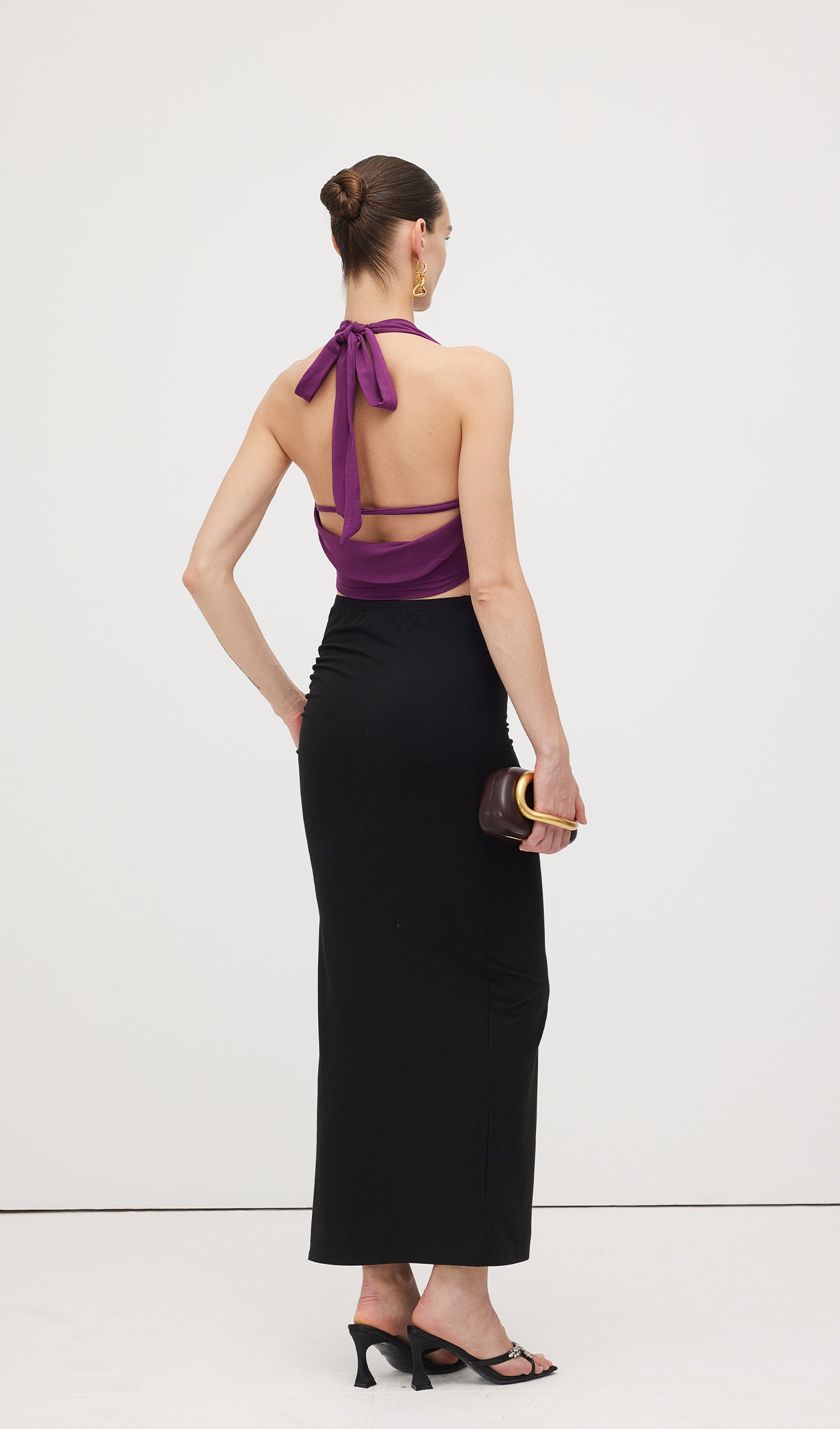 Geblümtes Maxikleid mit V-Ausschnitt und Taillengürtel