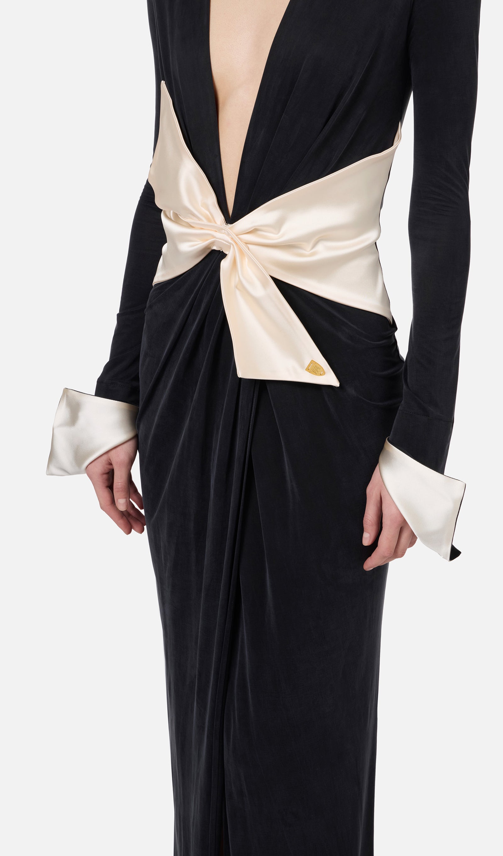 فستان أرييل ماكسي ساتان سليب 