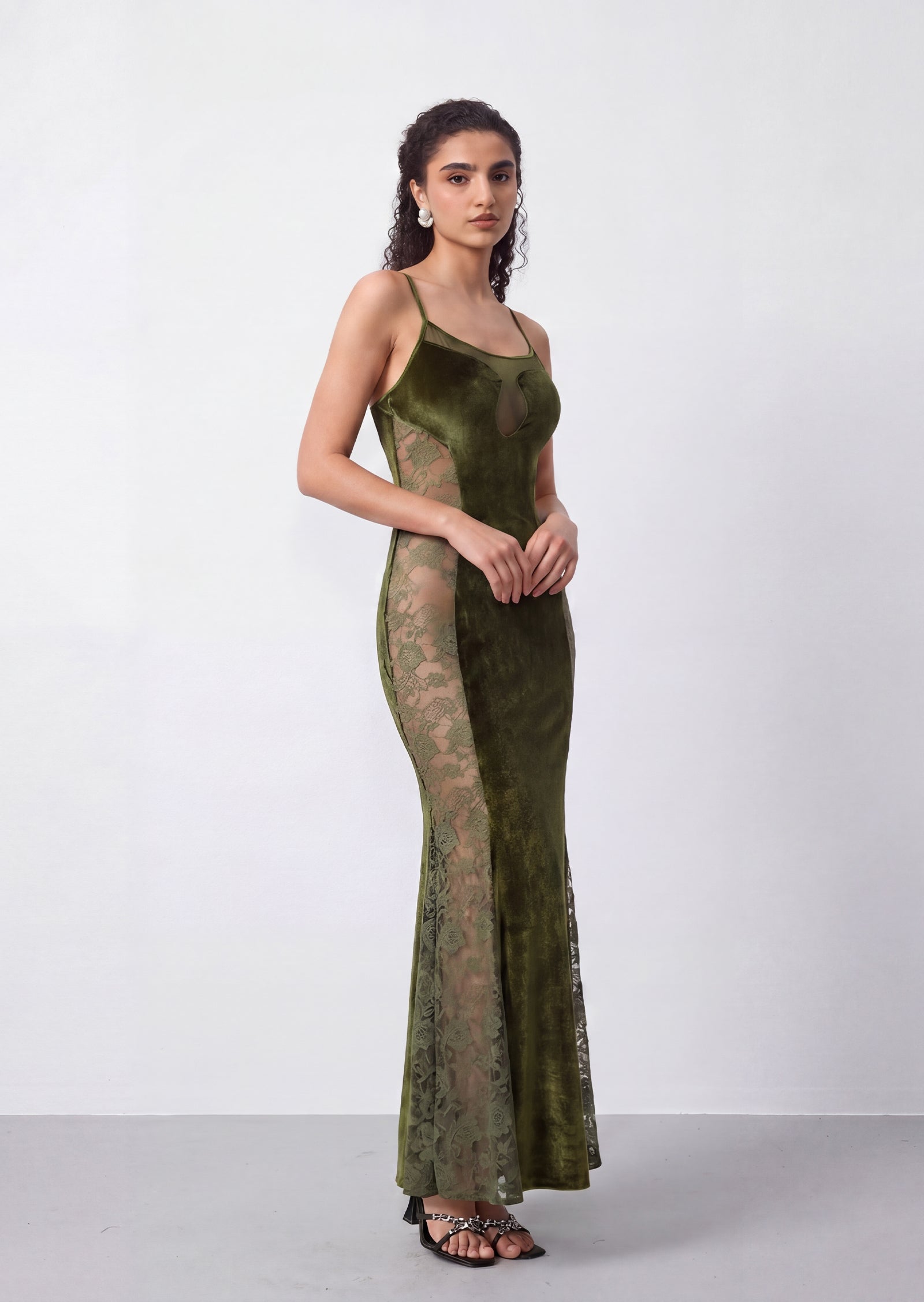 Midikleid in A-Linie mit Blumenmuster und Laternenärmeln