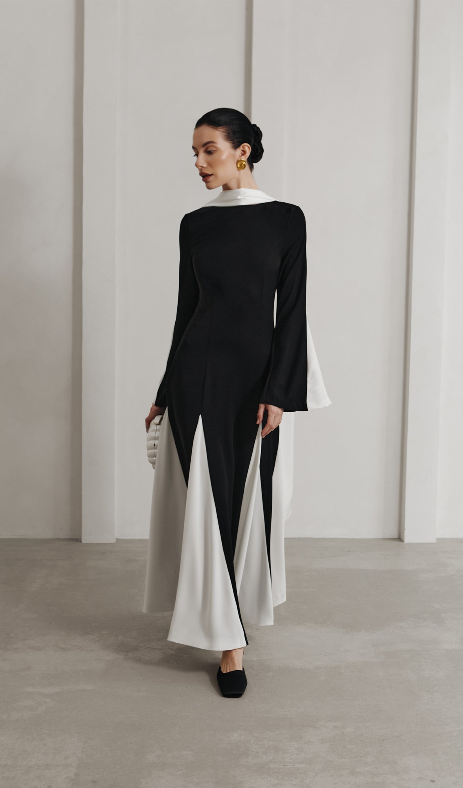 Midikleid in A-Linie mit Blumenmuster und Laternenärmeln