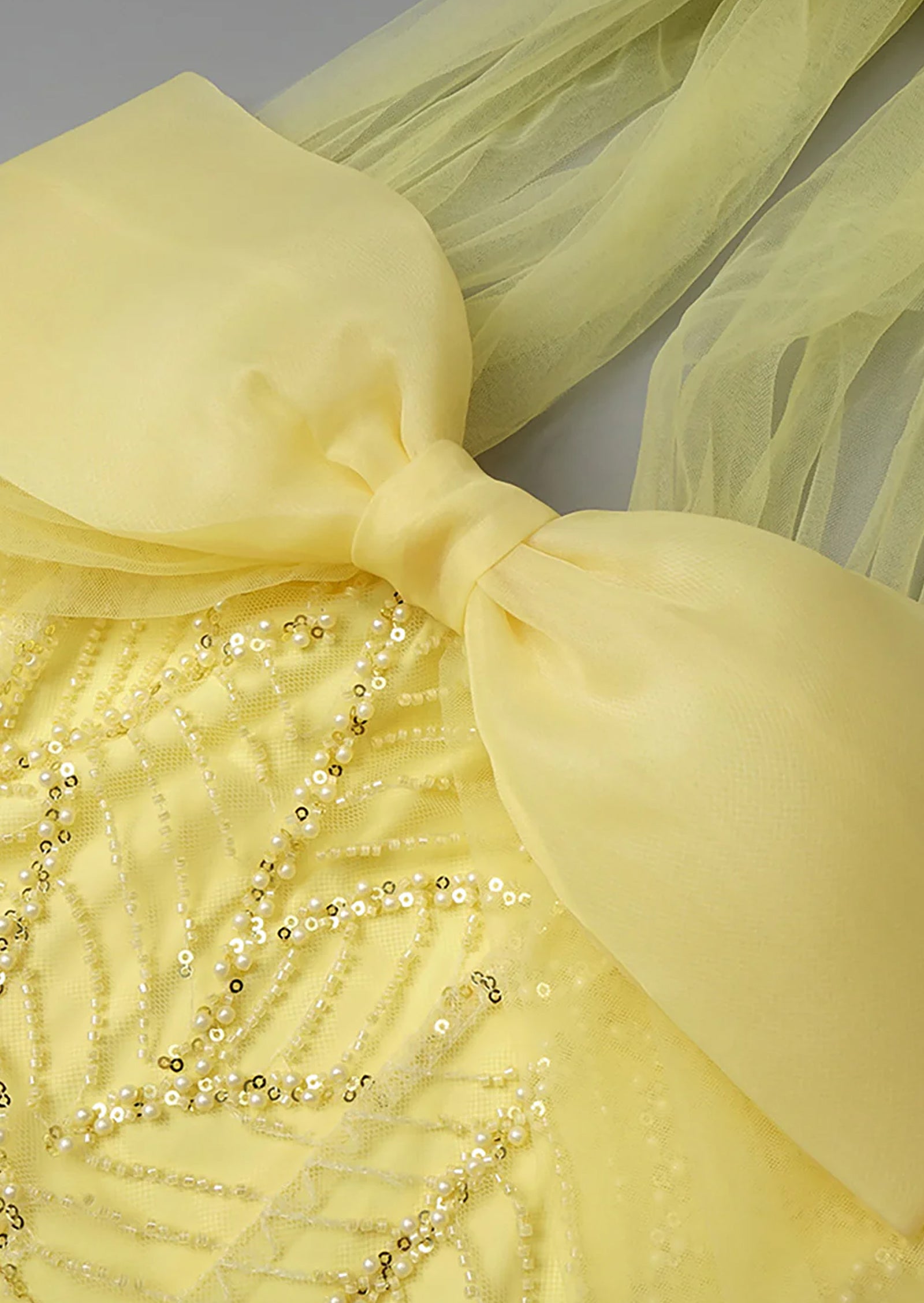Midikleid in A-Linie mit Blumenmuster und Laternenärmeln