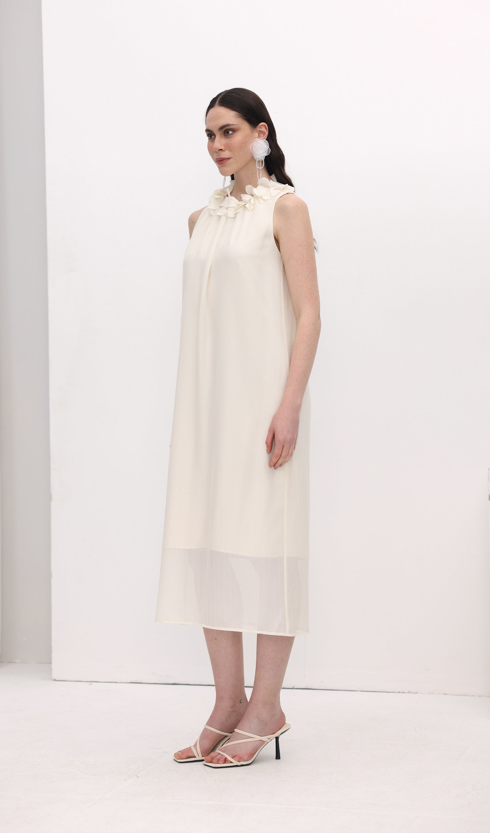 Midikleid in A-Linie mit Blumenmuster und Laternenärmeln
