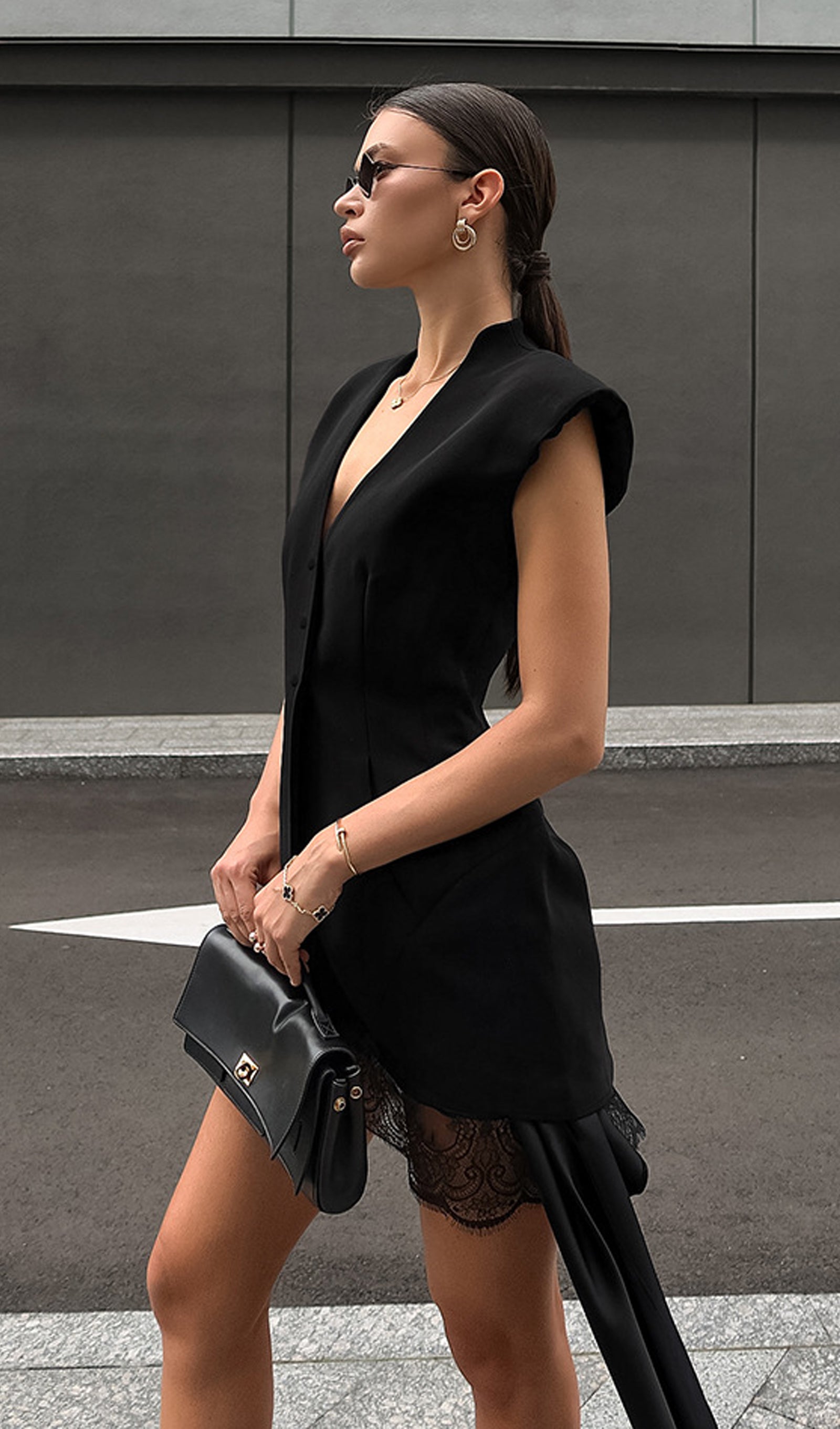 Midikleid in A-Linie mit Blumenmuster und Laternenärmeln