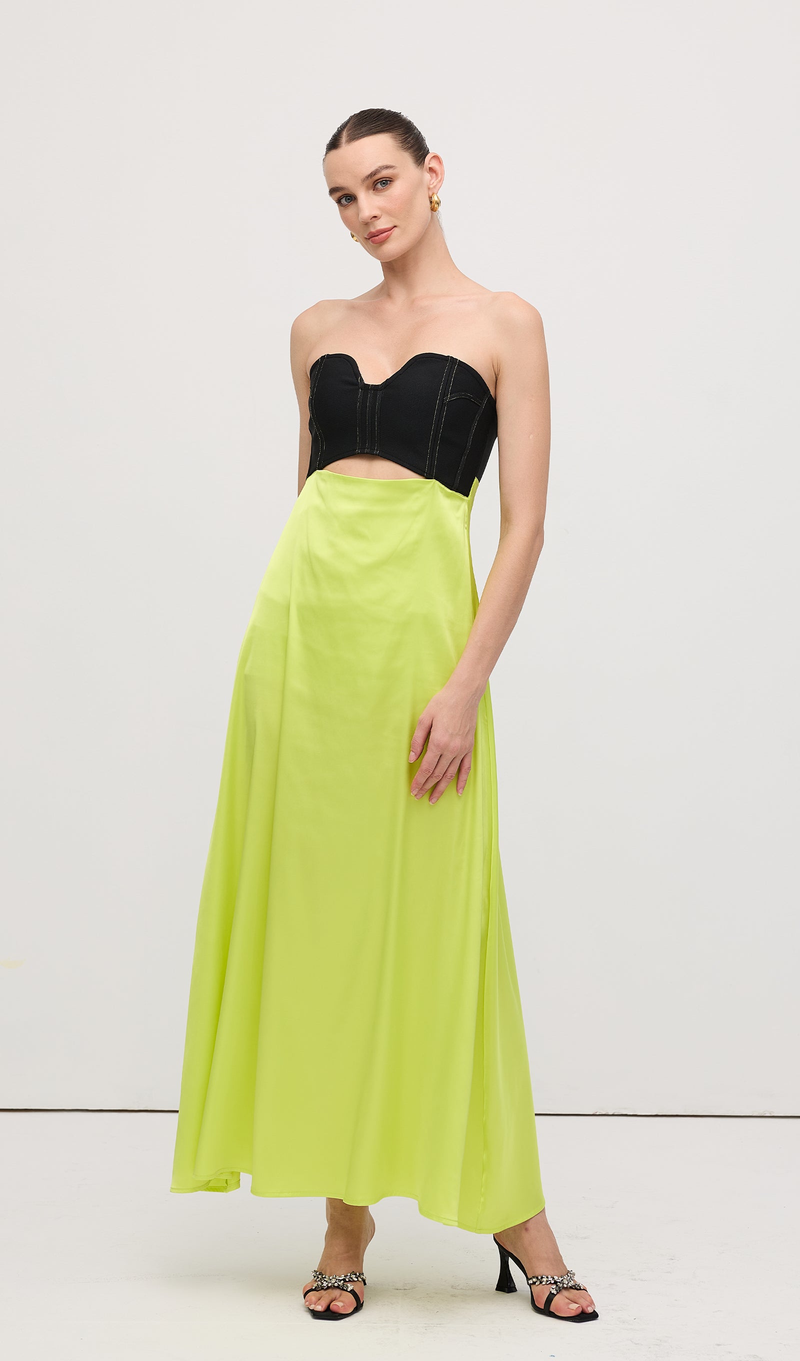 Midikleid in A-Linie mit Blumenmuster und Laternenärmeln