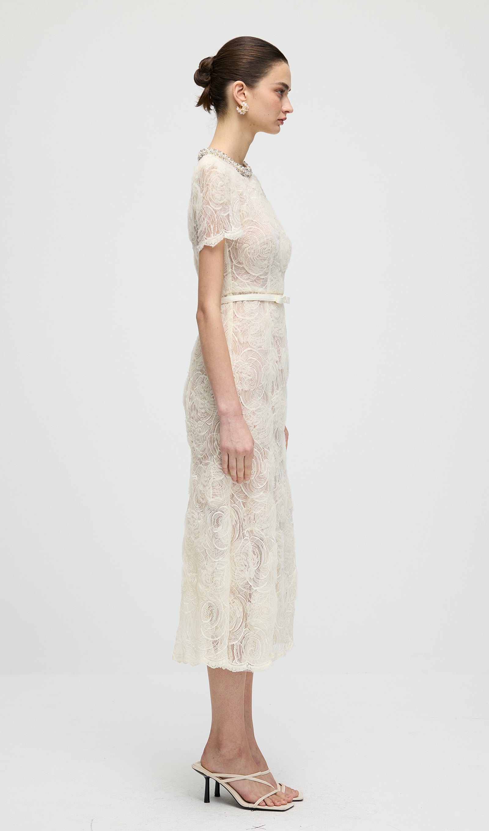 Midikleid in A-Linie mit Blumenmuster und Laternenärmeln