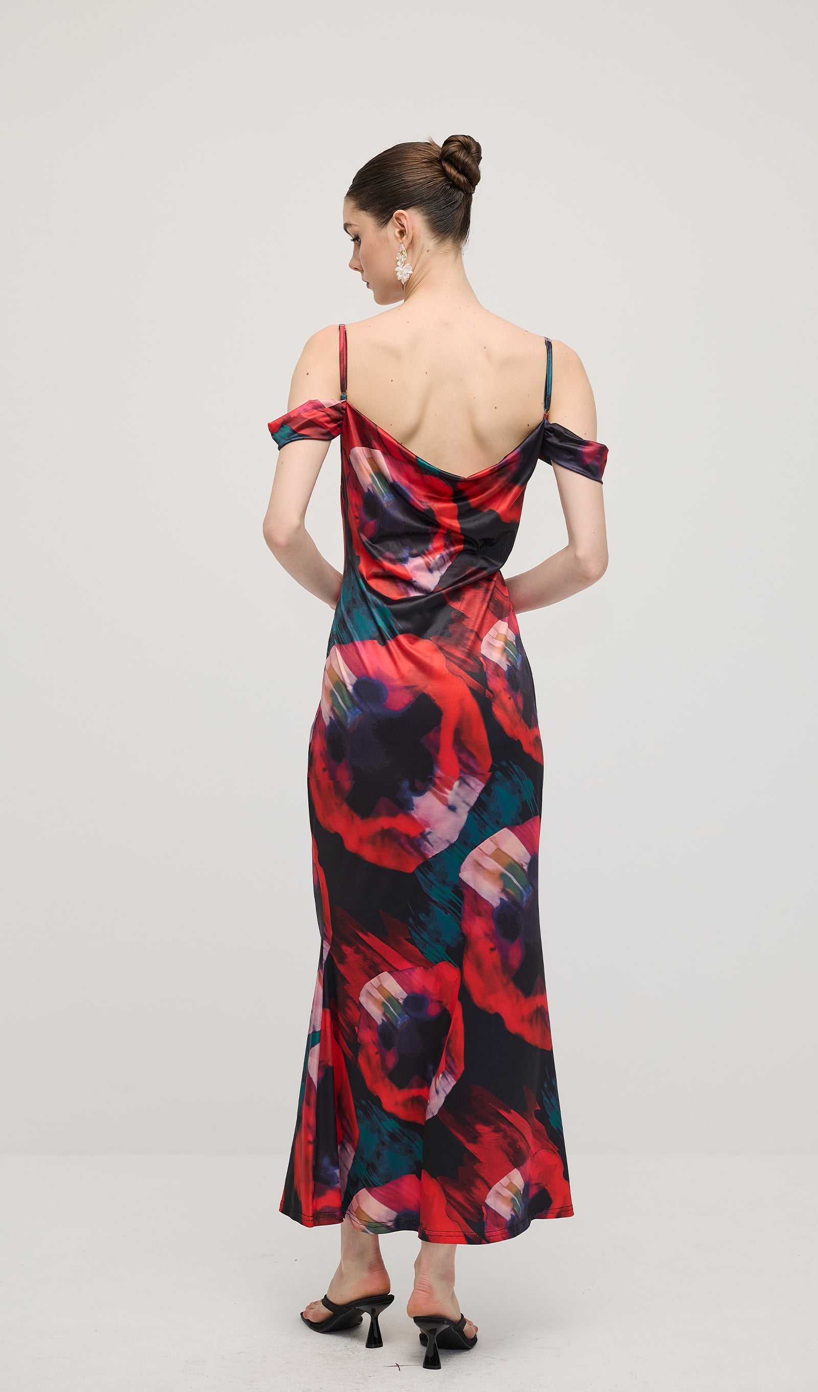 Midikleid in A-Linie mit Blumenmuster und Laternenärmeln